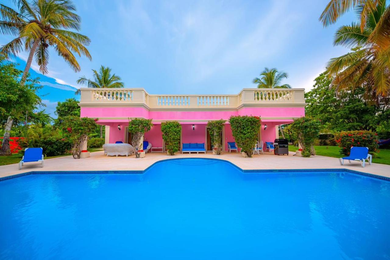 Villa Rosada