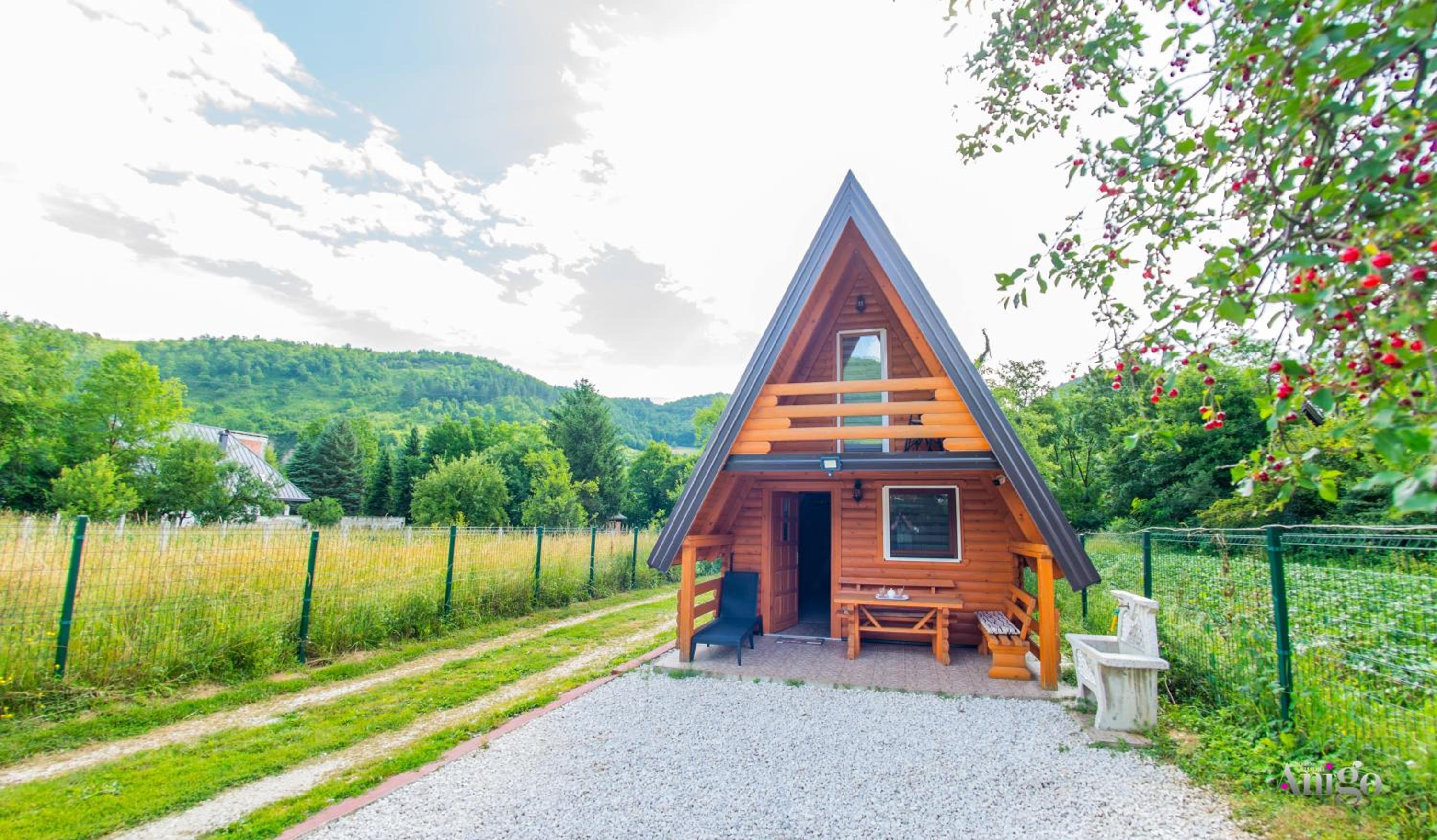 Pyramid Energy House