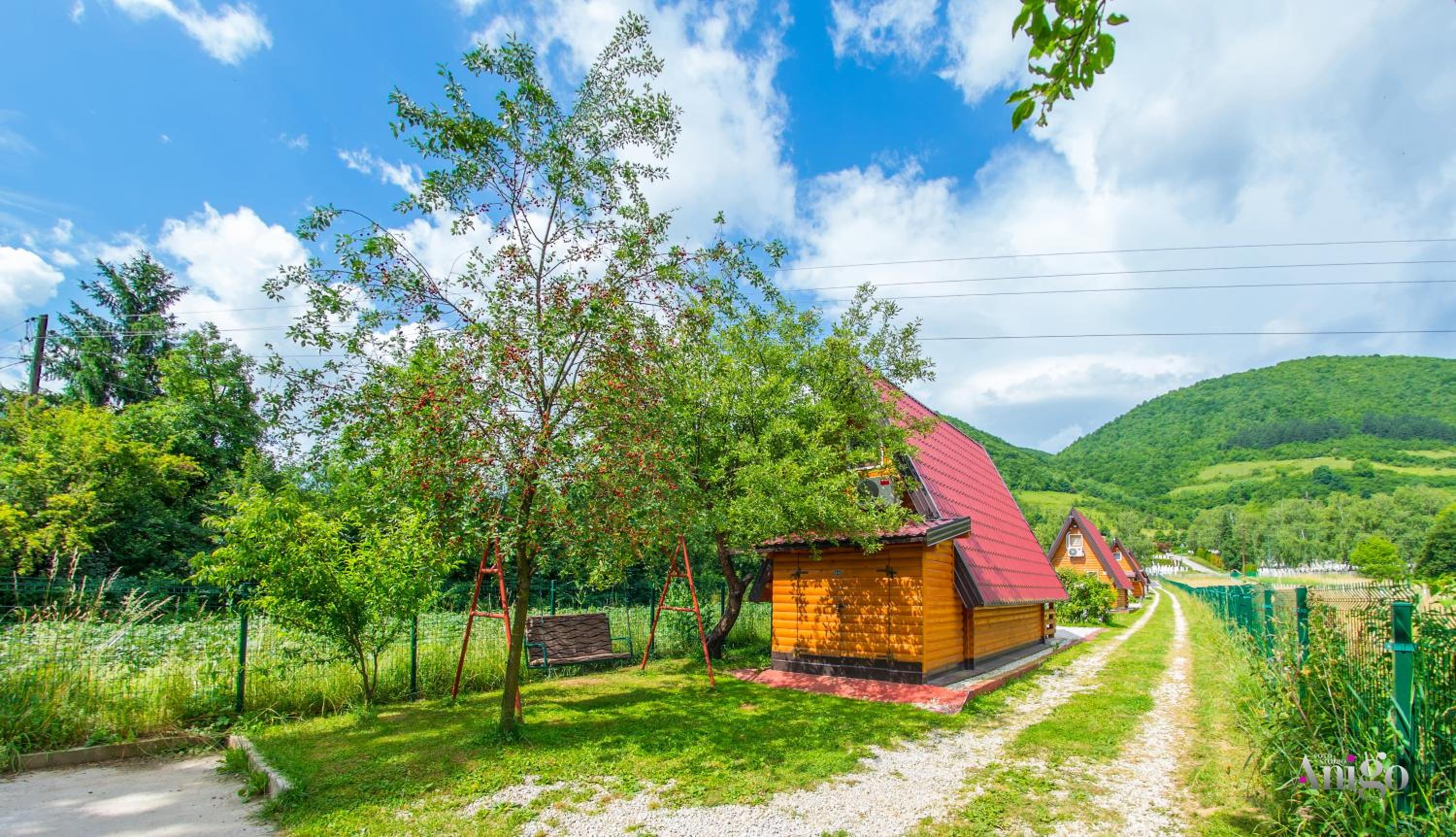 Pyramid Energy House