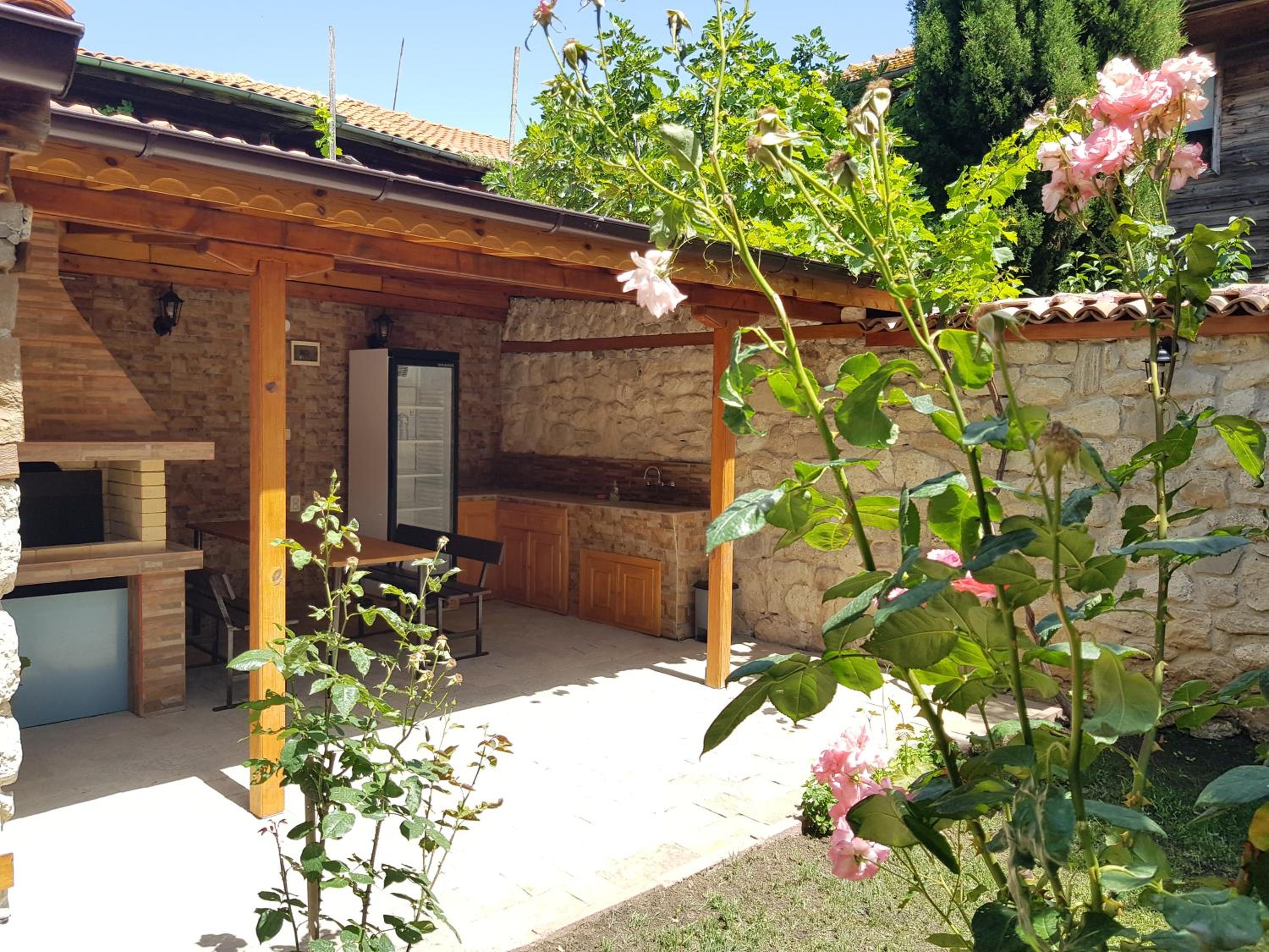 Villa Nikoli