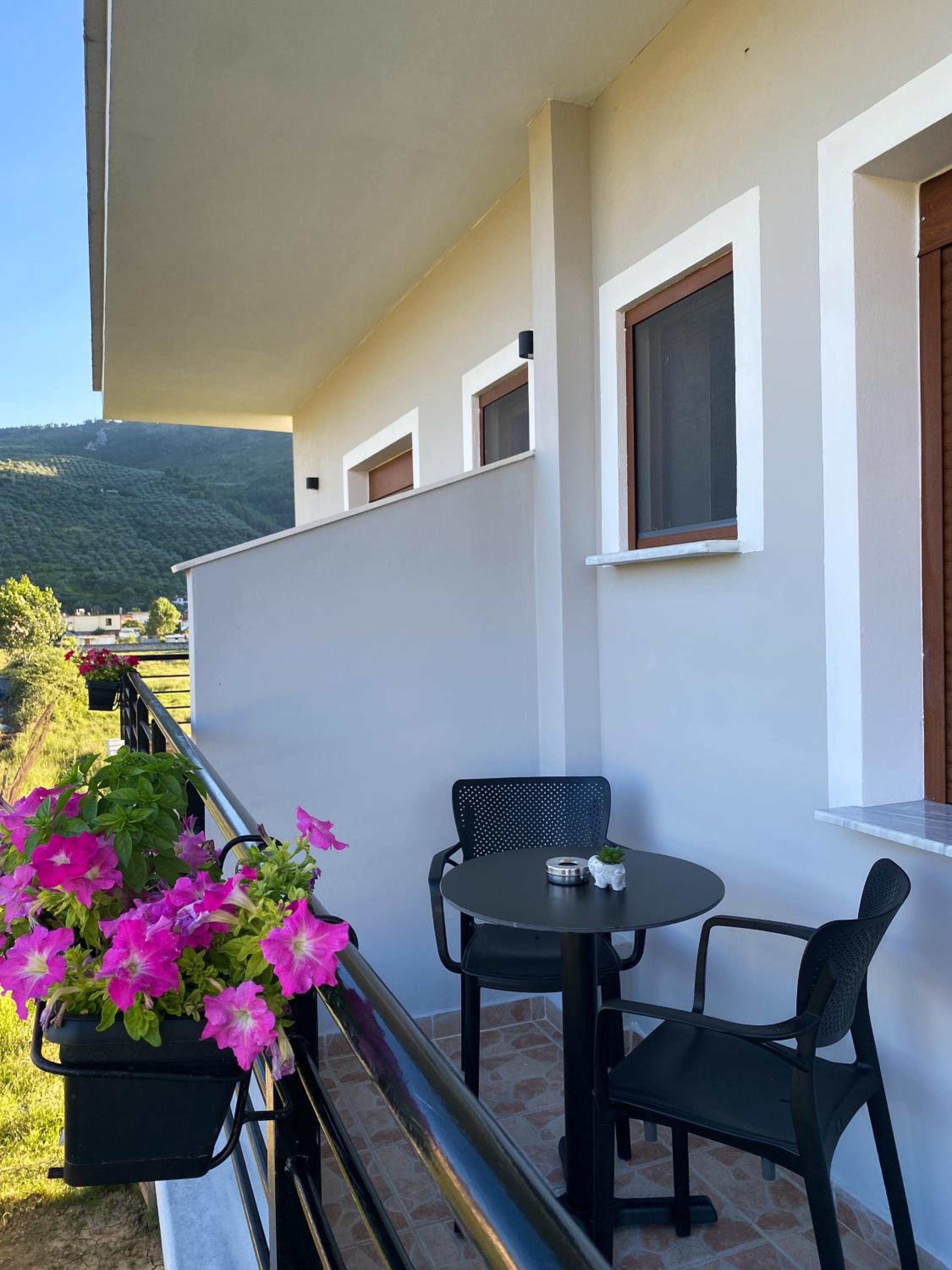 Villa Tabaku