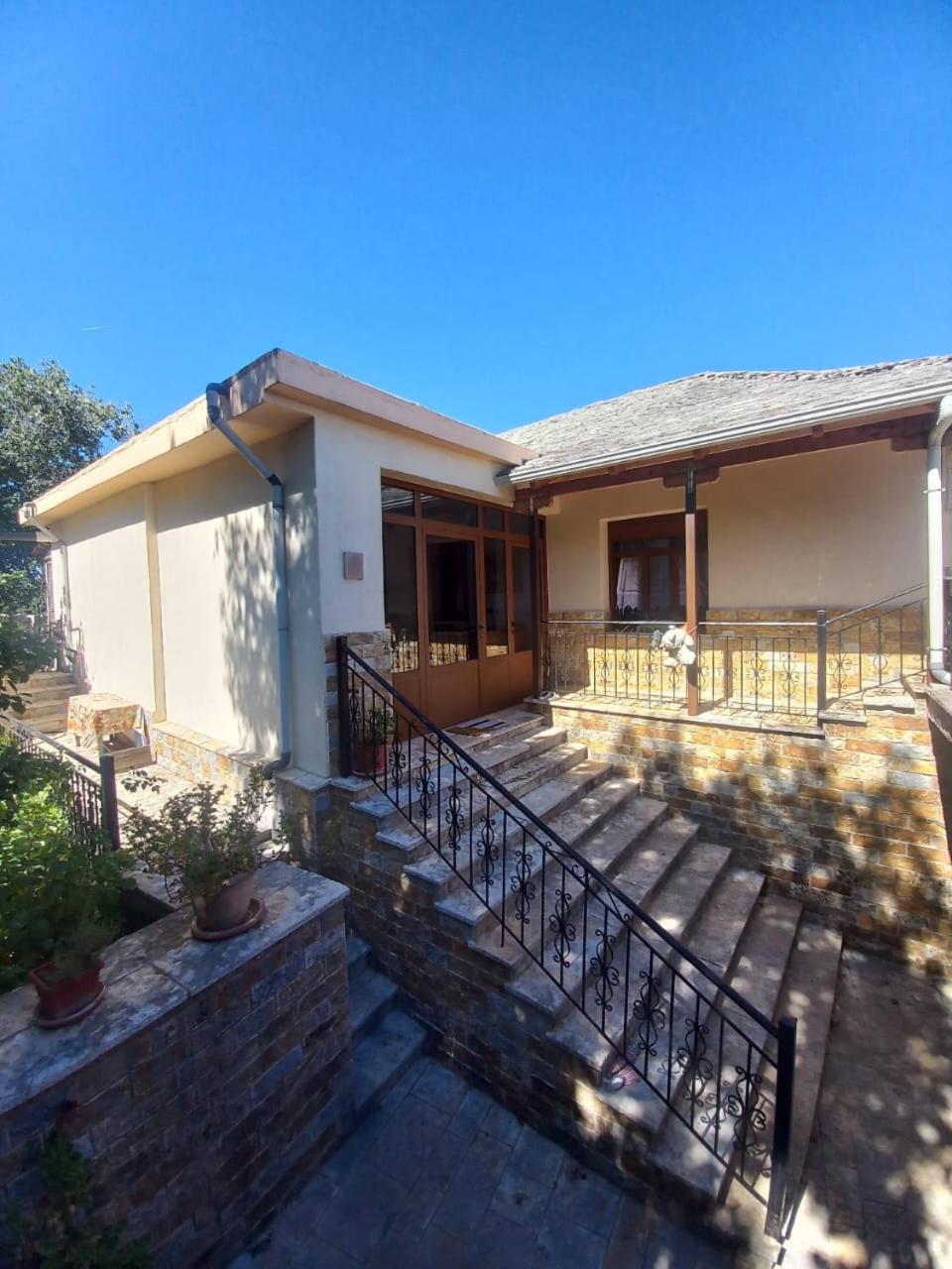 Rock Mountain House