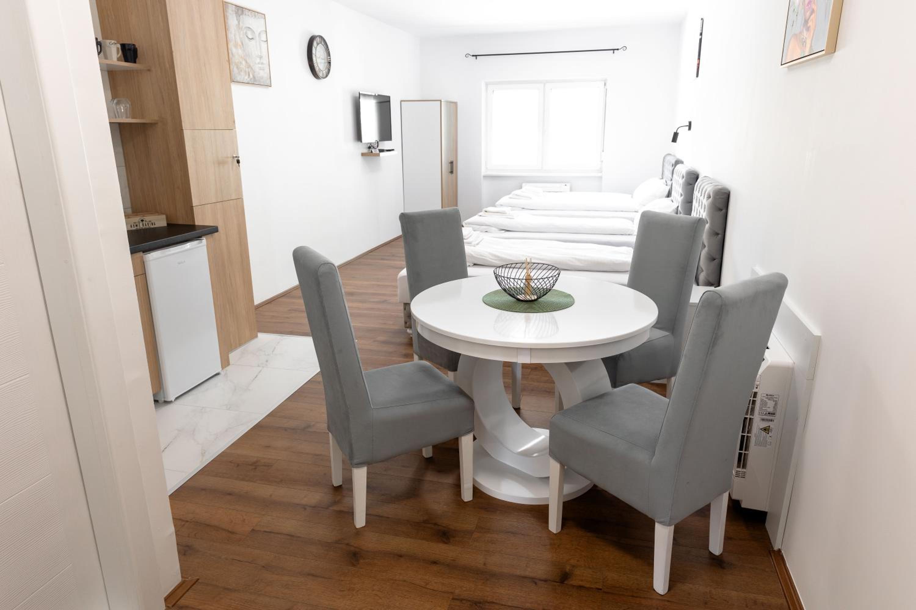 Luna Nera apartments