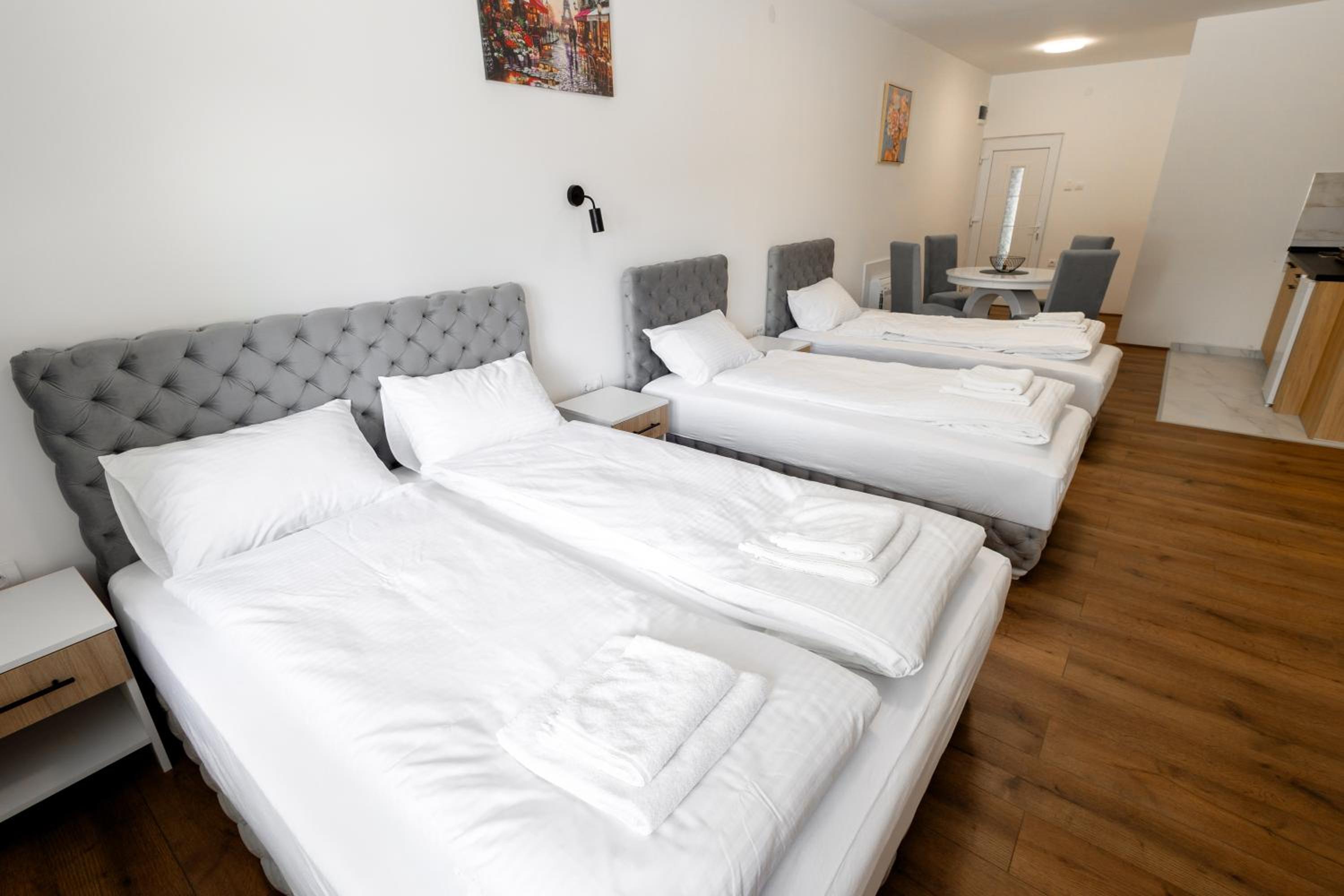 Luna Nera apartments