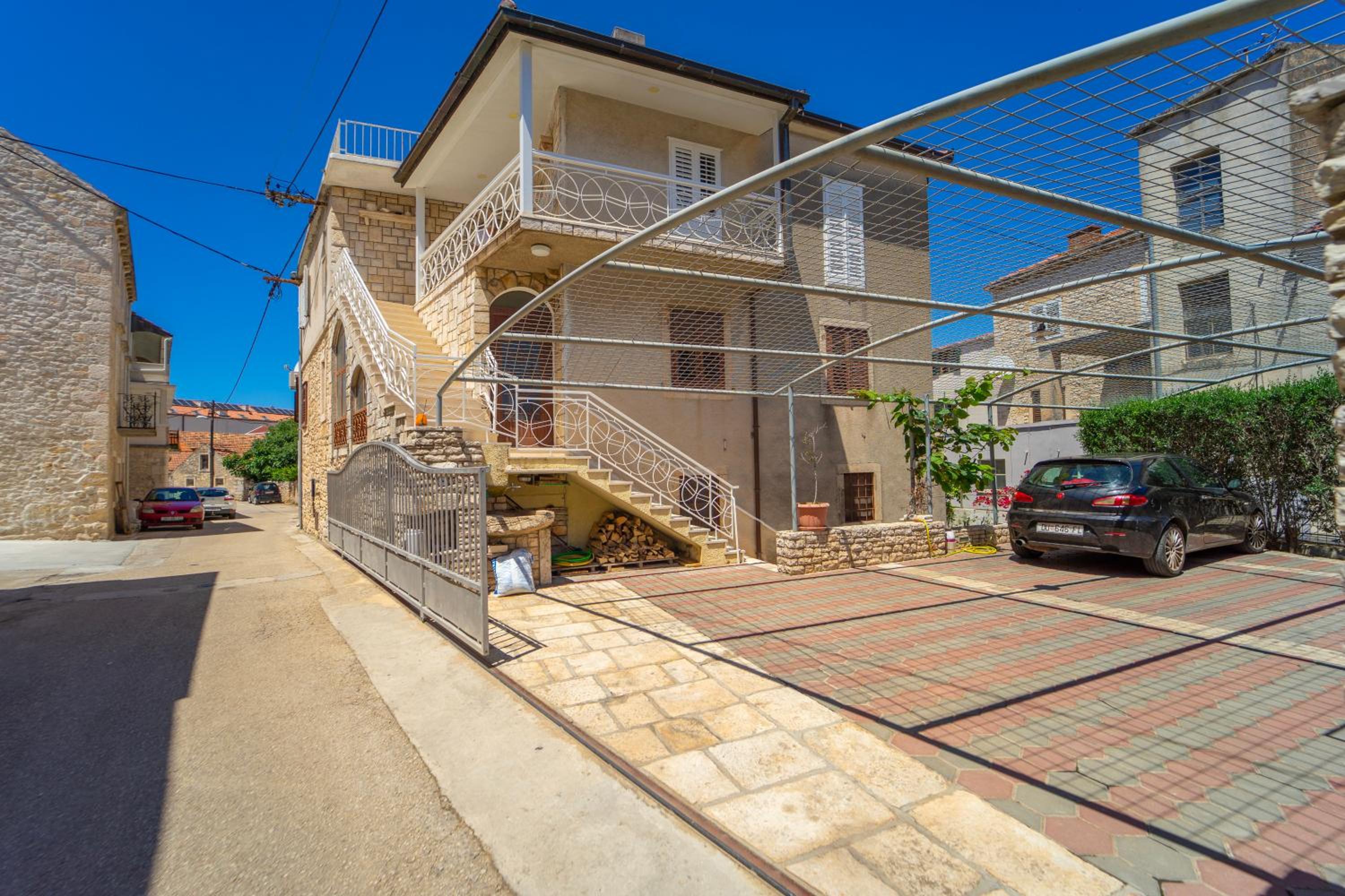Apartman Ana Lotre view 5