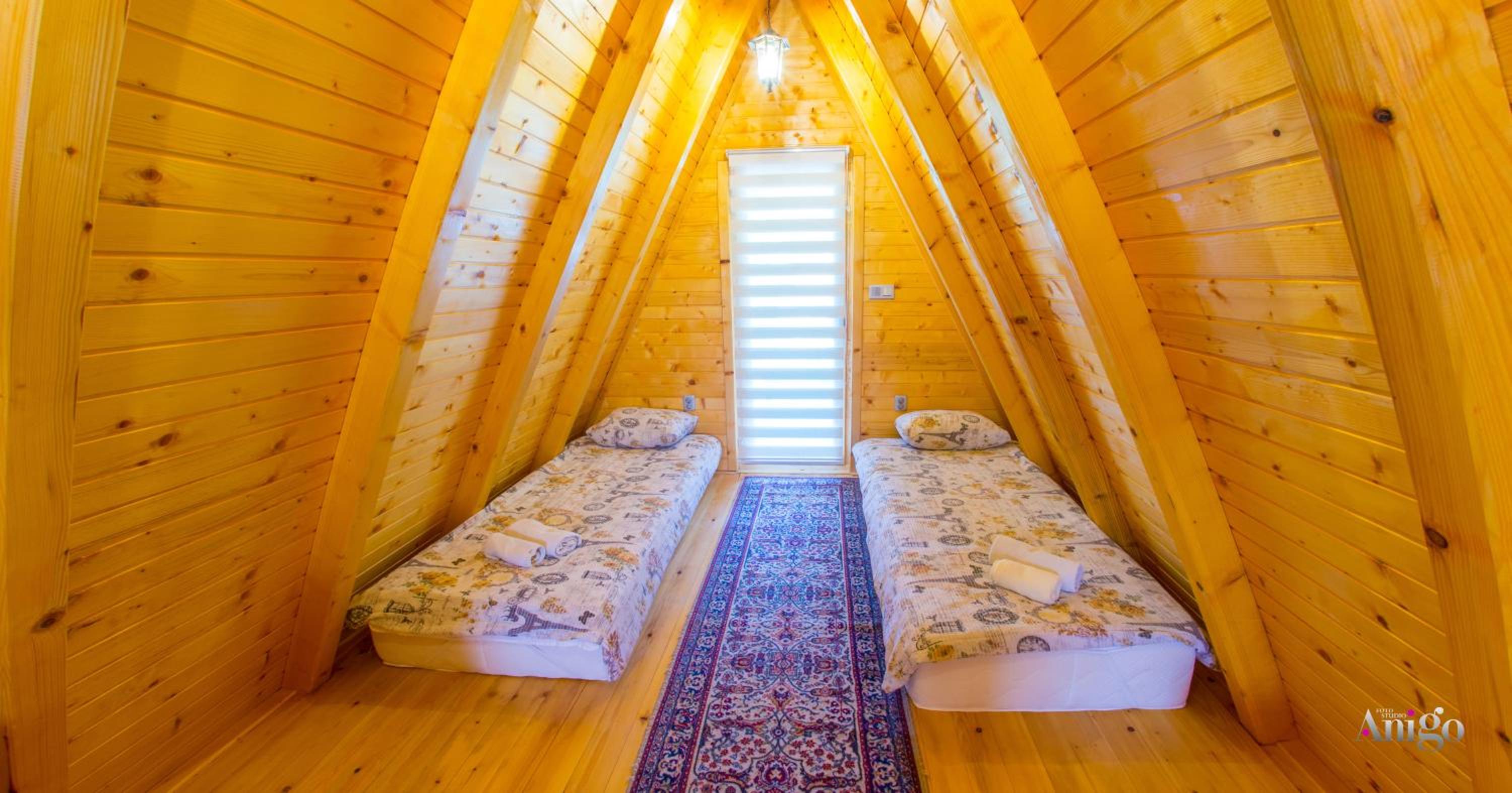 Pyramid Energy House