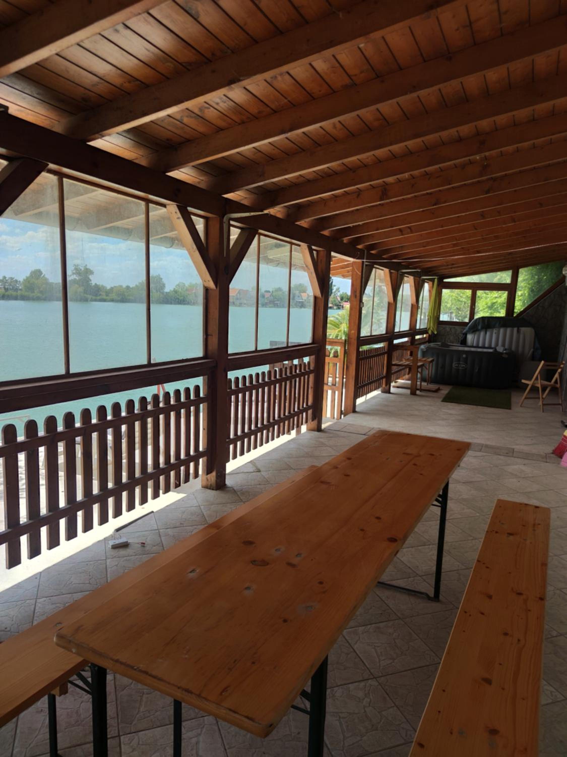 Romantic Lakeside Retreat - Nature Sport near Bp