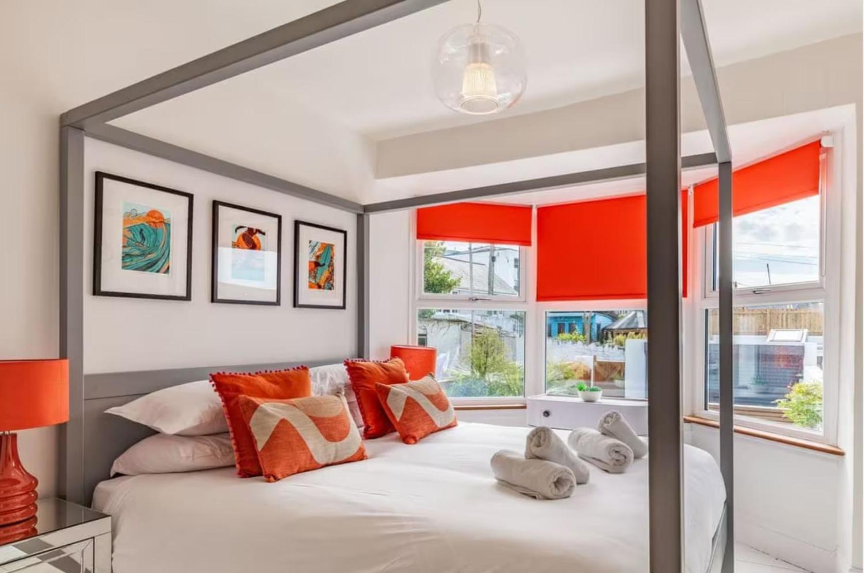 The Surfer's Townhouse with Sea Views view 3