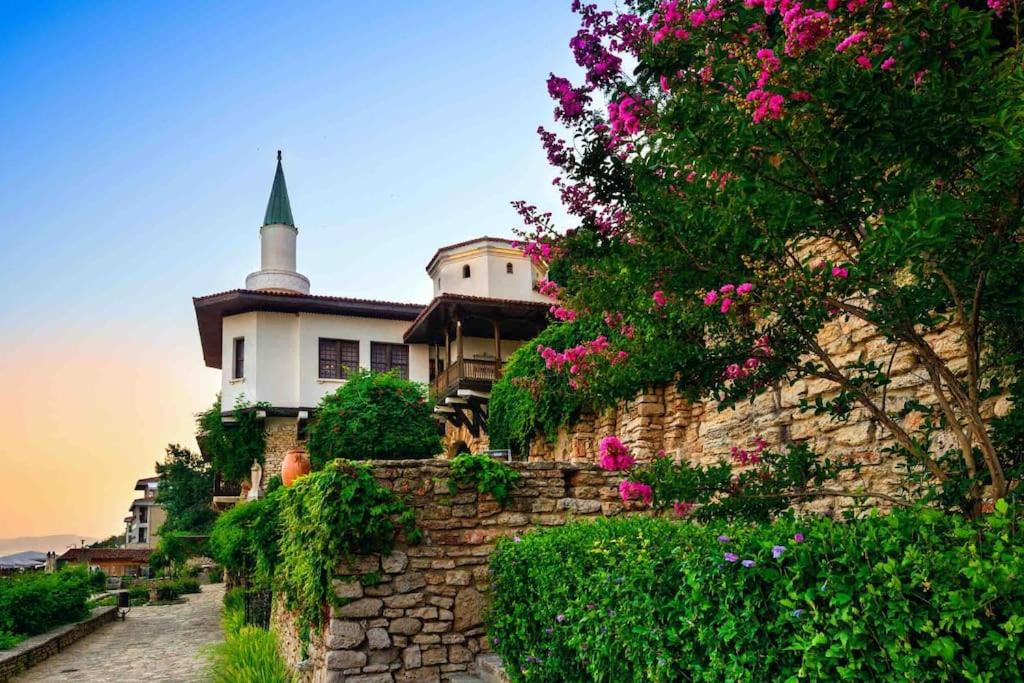 Villa MAKA - Balchik, Albena Village Zone