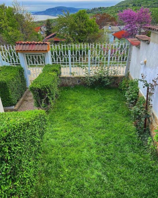 Villa MAKA - Balchik, Albena Village Zone