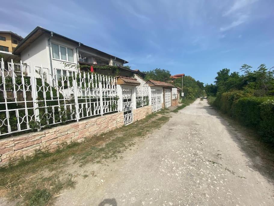 Villa MAKA - Balchik, Albena Village Zone