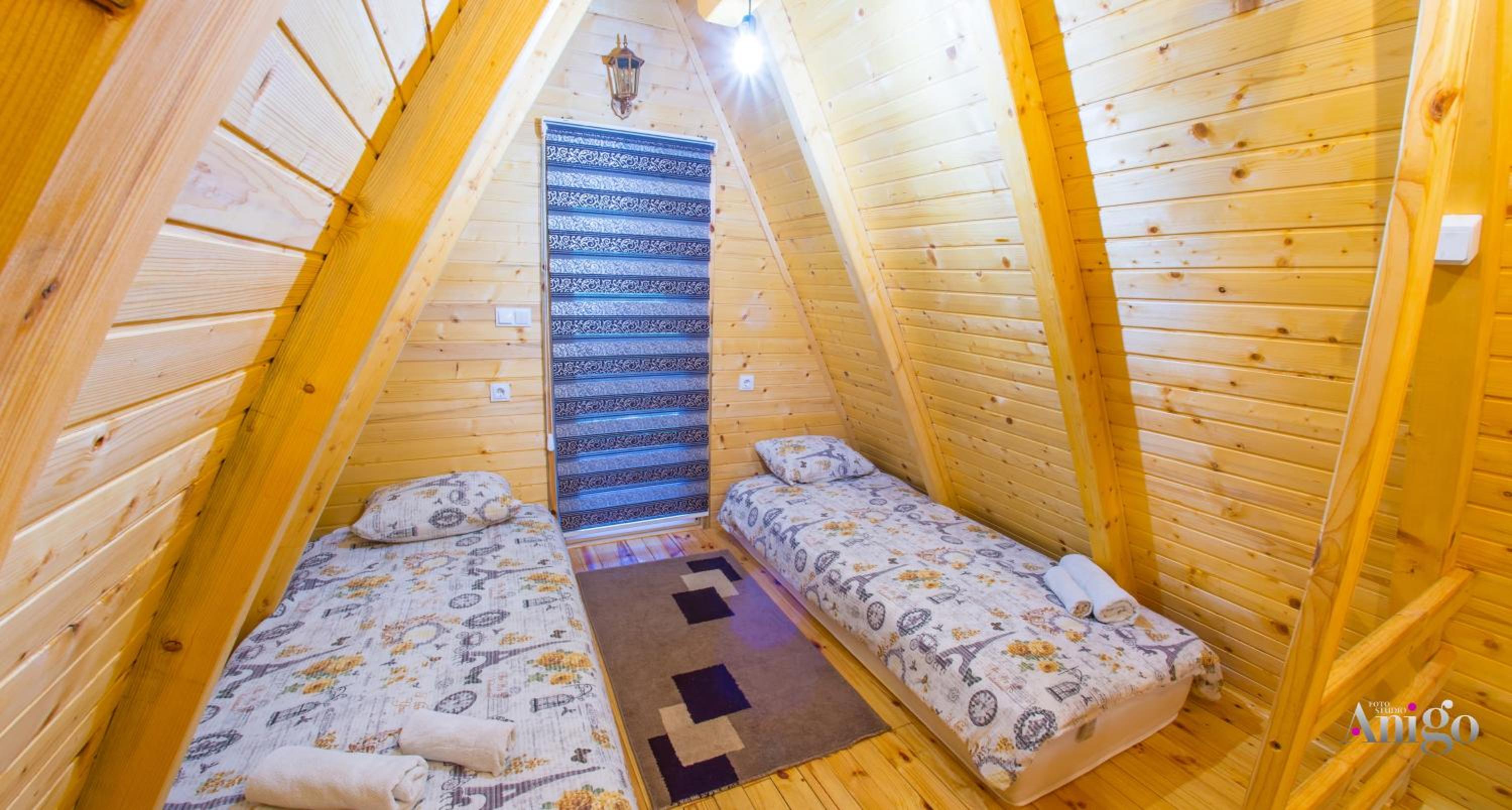 Pyramid Energy House