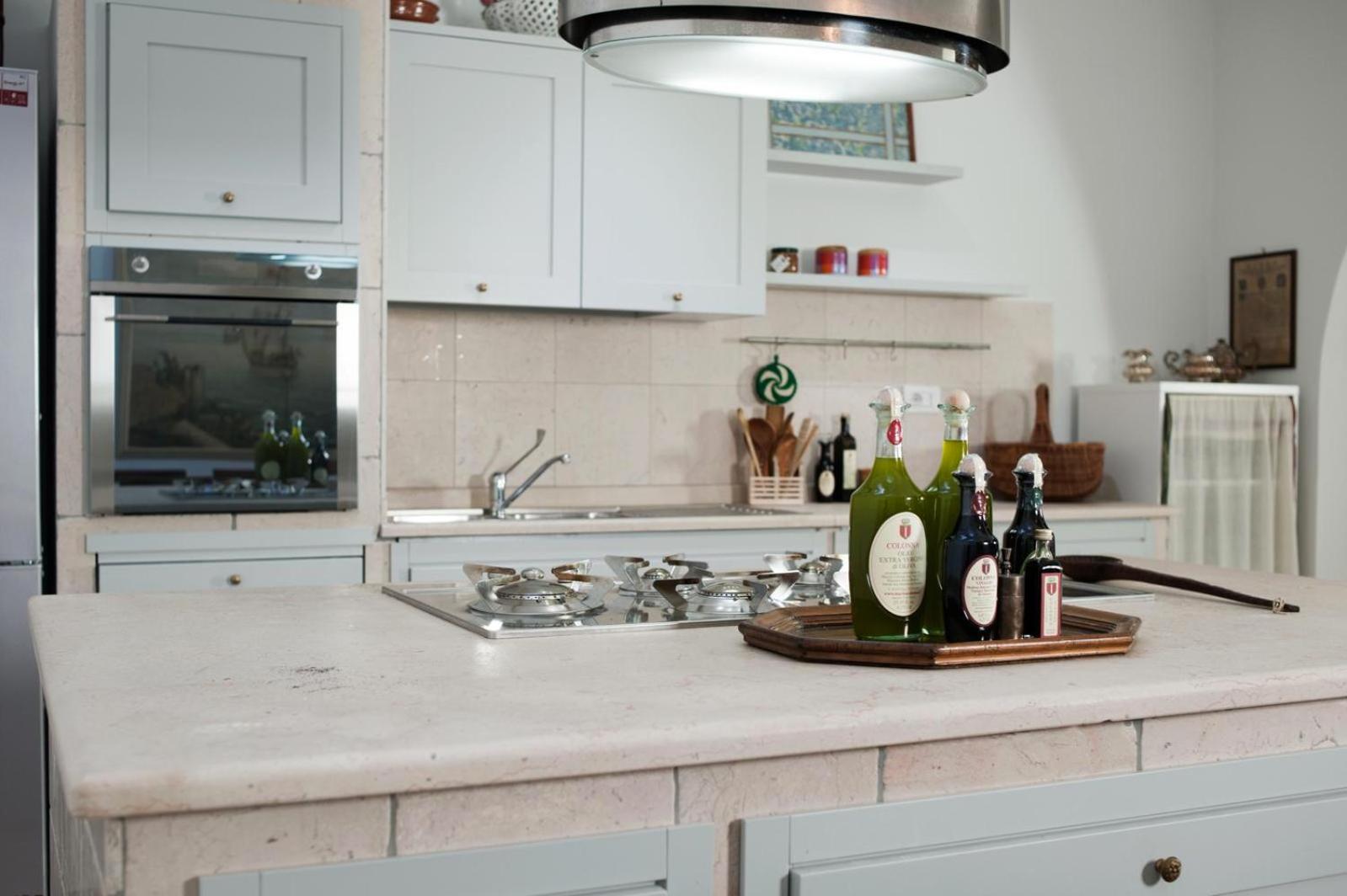 Colonna Country Home