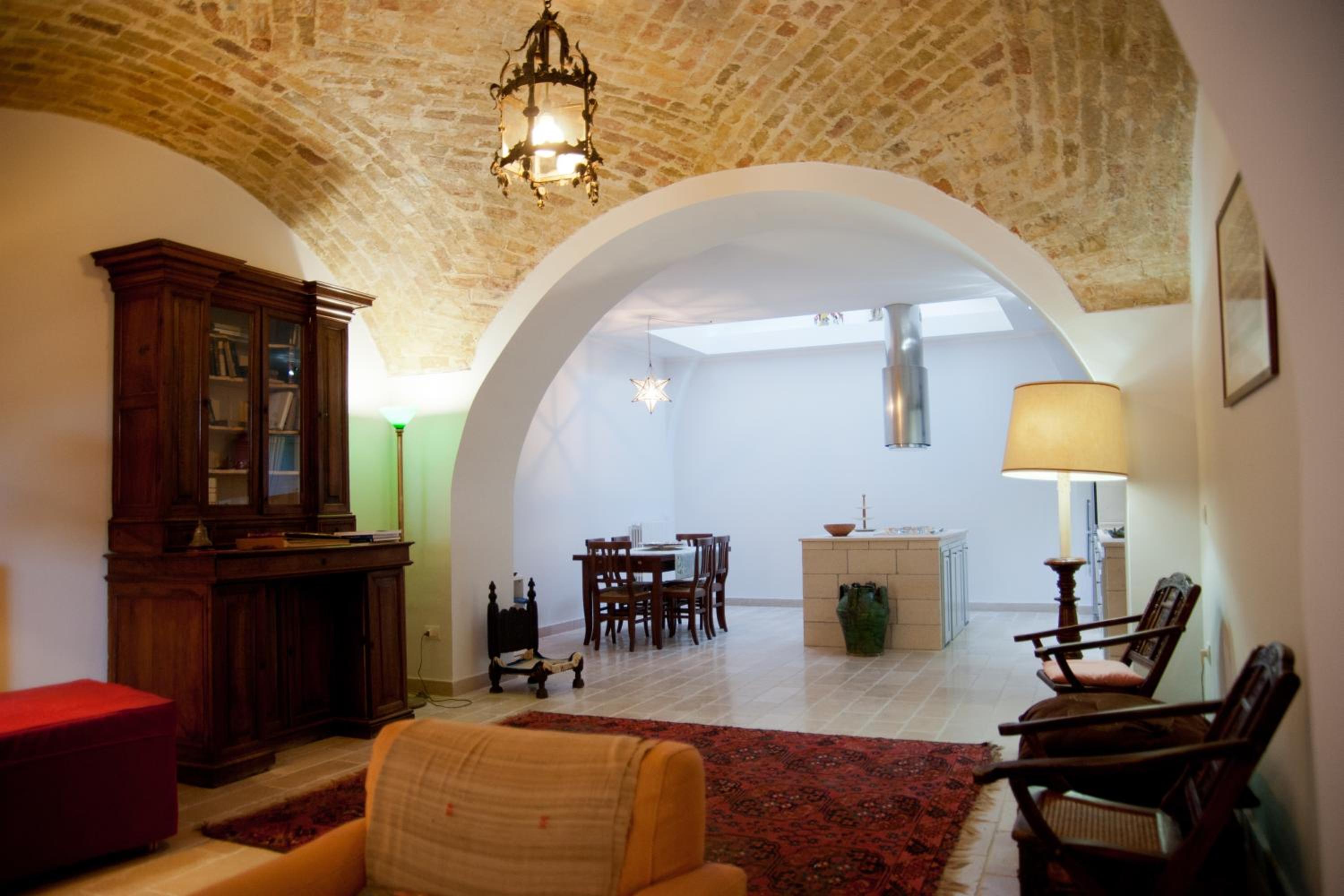 Colonna Country Home