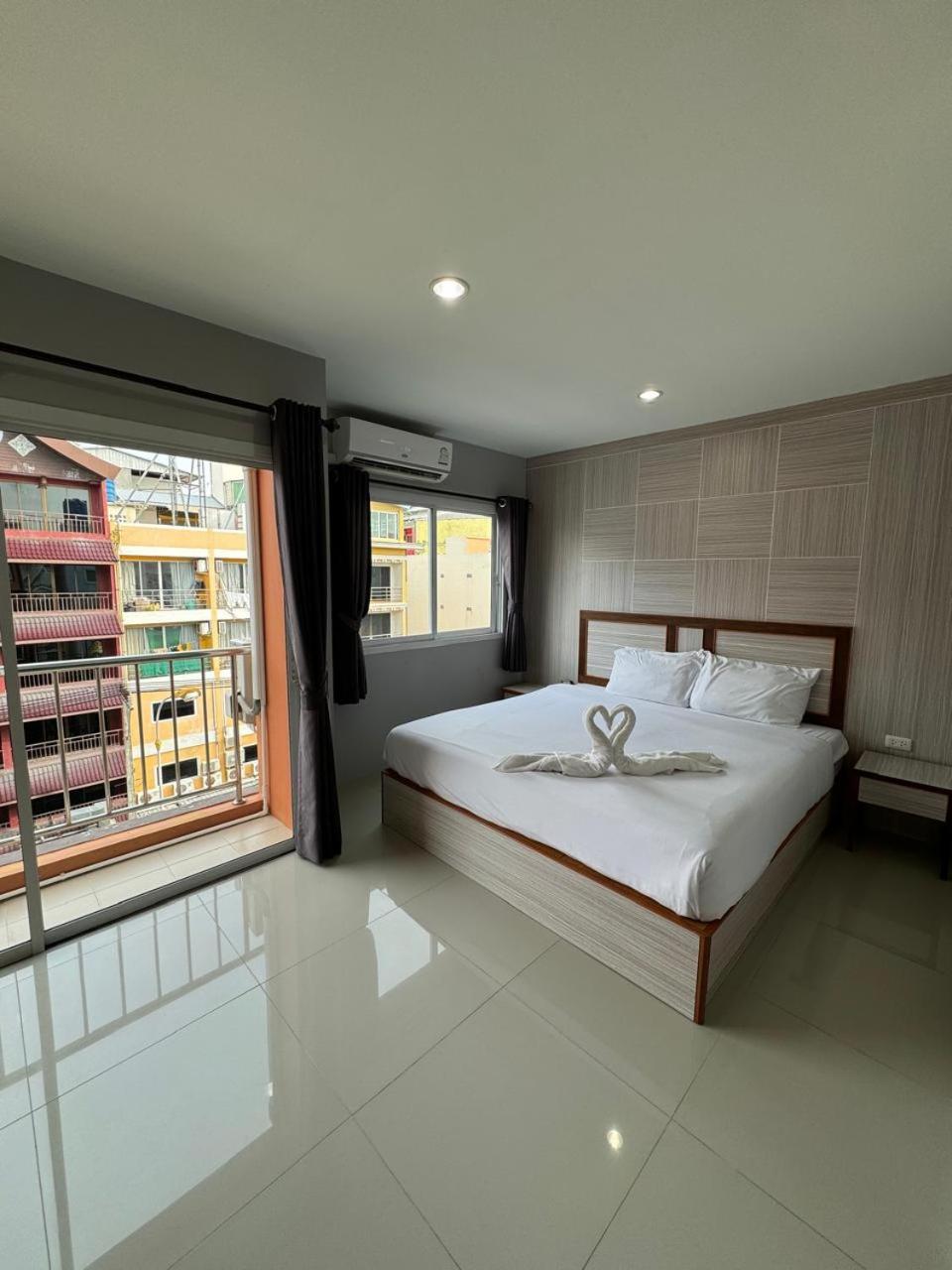 ZEN Hotel Patong Beach -ex- miami Production