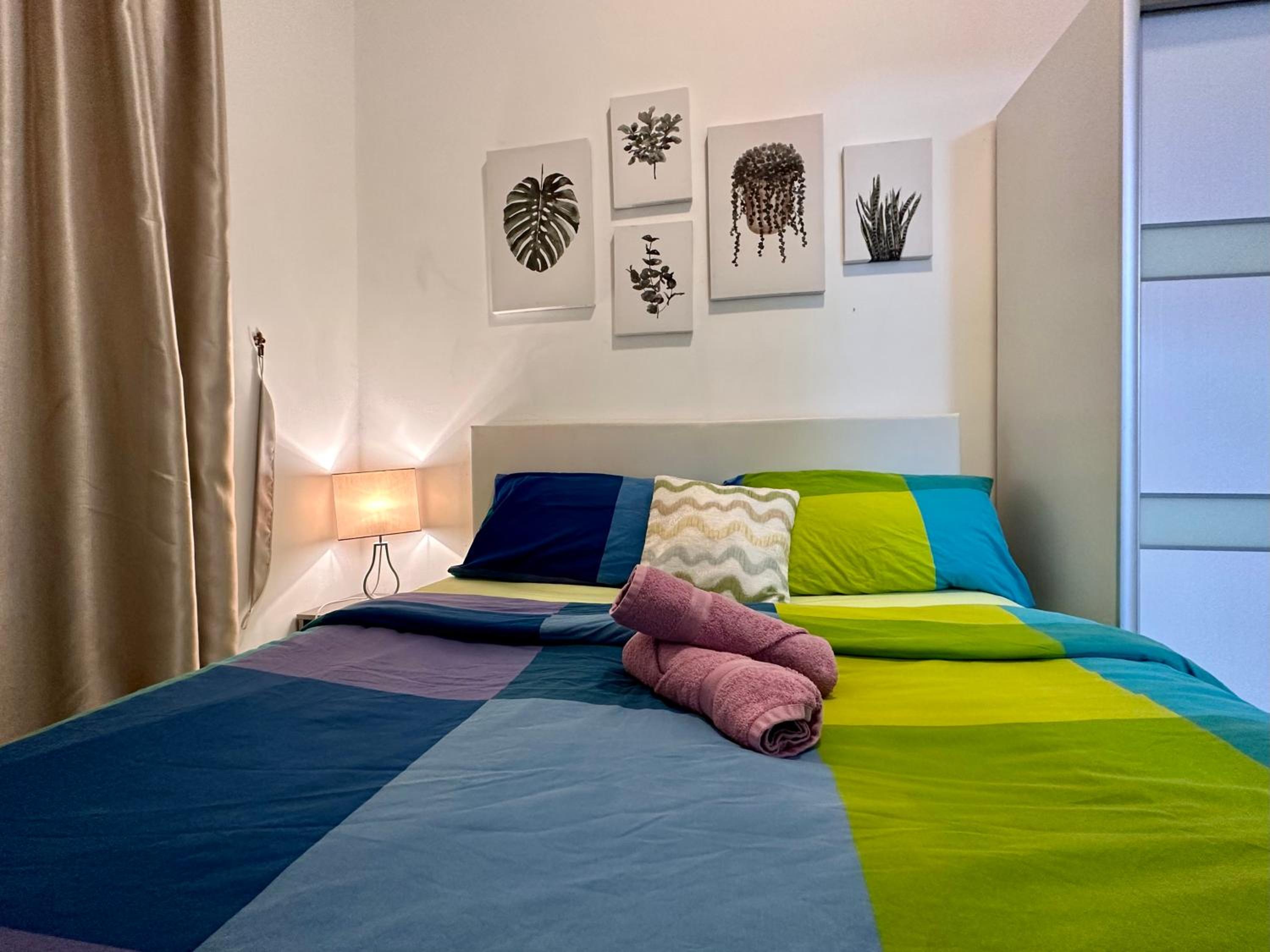 2BR Apartment @ Icon City photo 6