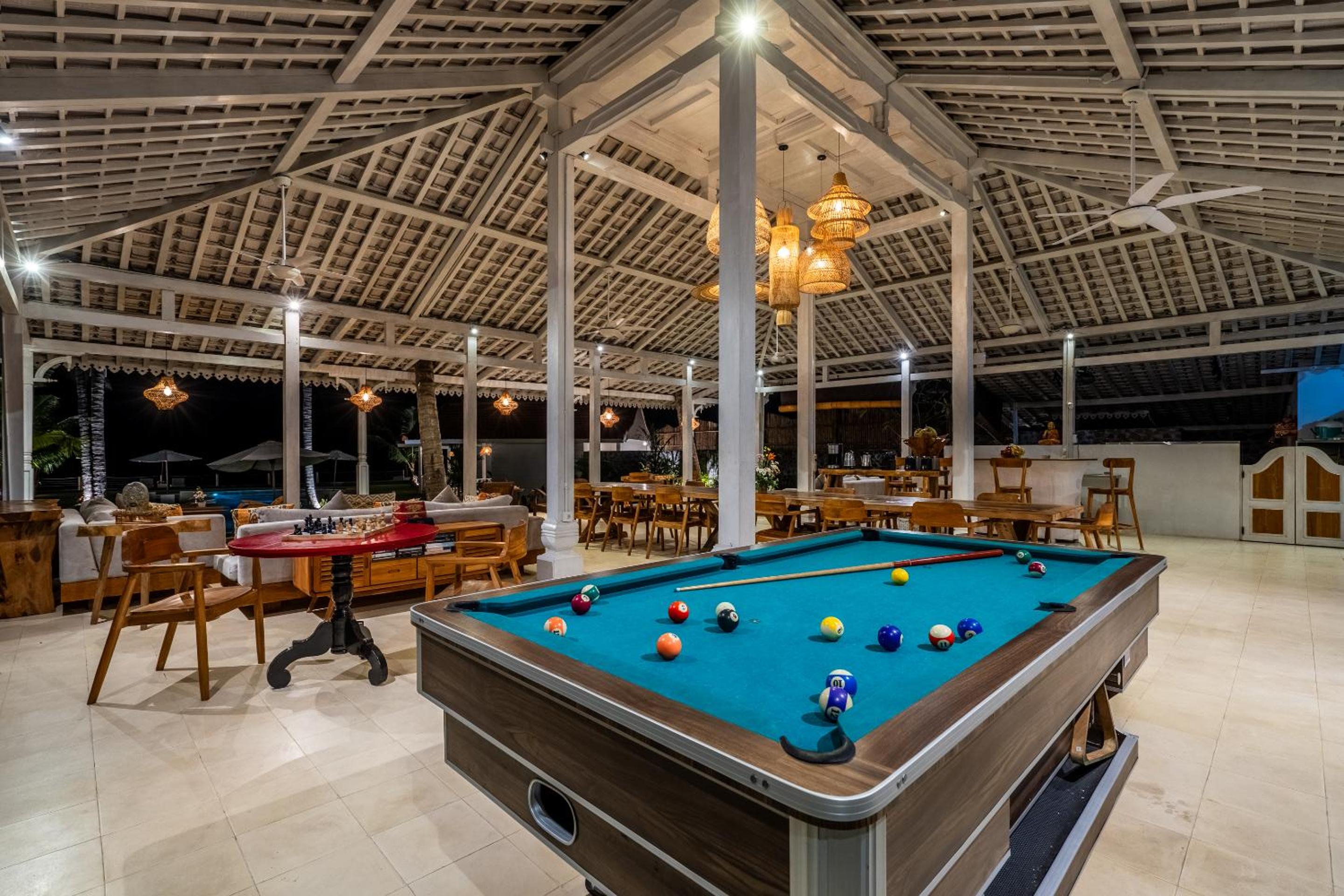 Senang Resort
