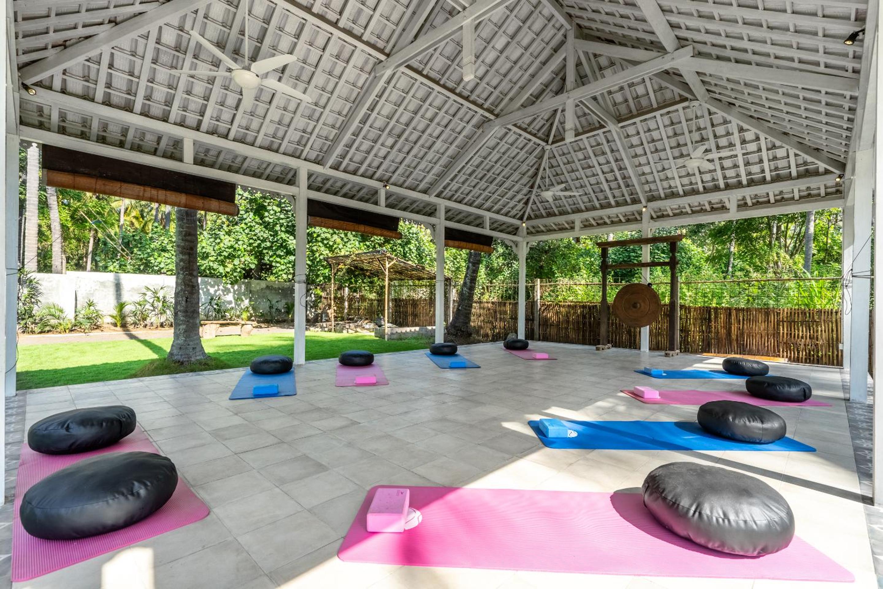 Senang Resort