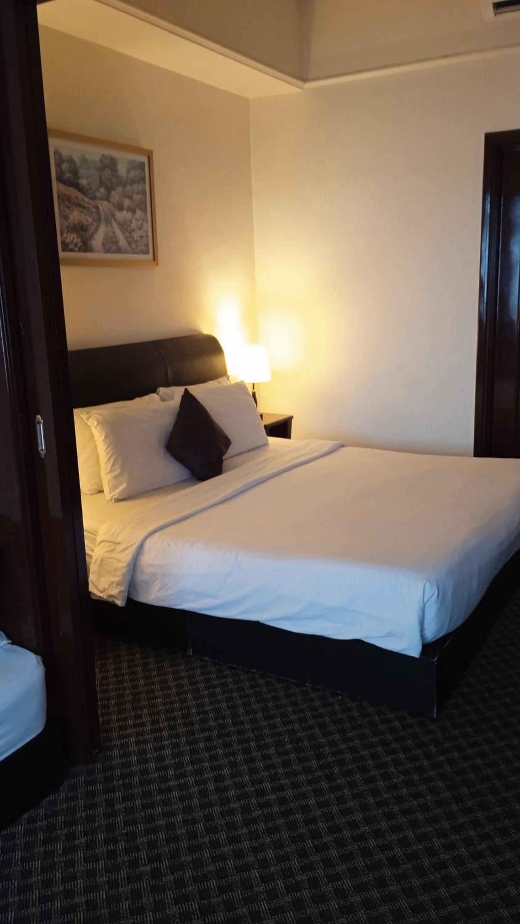 Visitor Service Suits at Times Square Bukitbintang K L