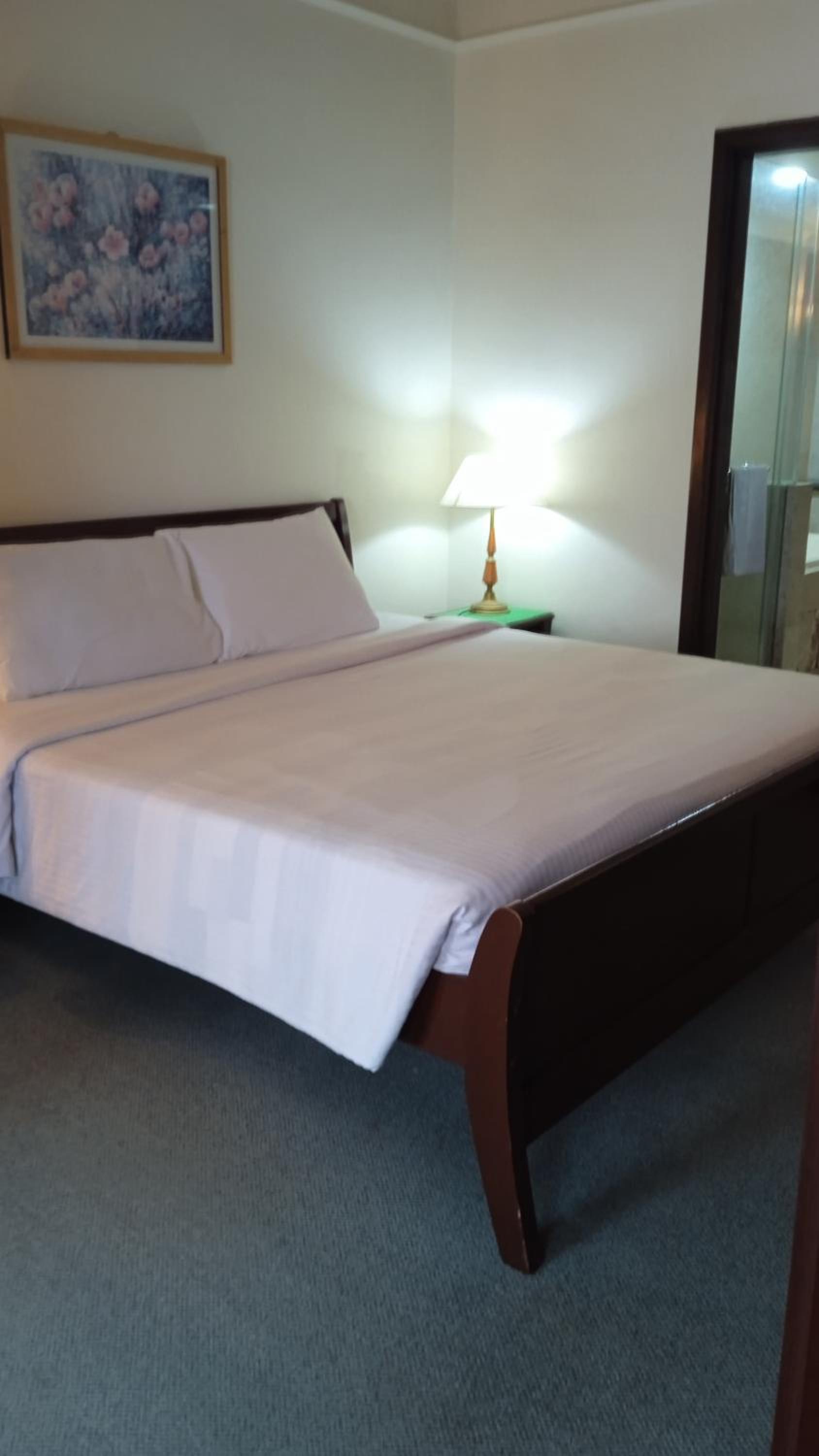 Visitor Service Suits at Times Square Bukitbintang K L