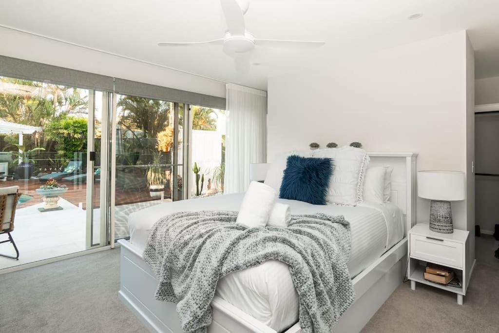 Luxury Mooloolaba Retreat with Spa & Pool