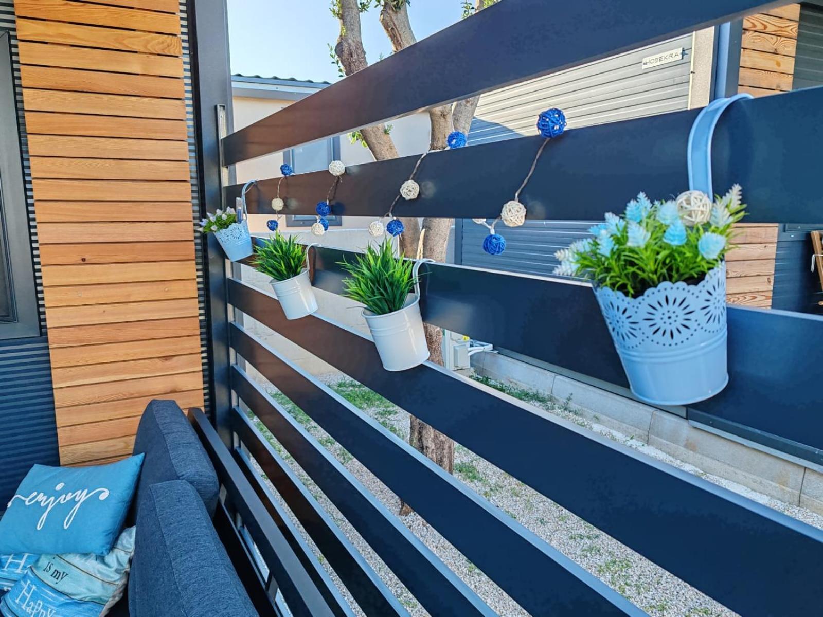 EMMI Mobile Home view 4