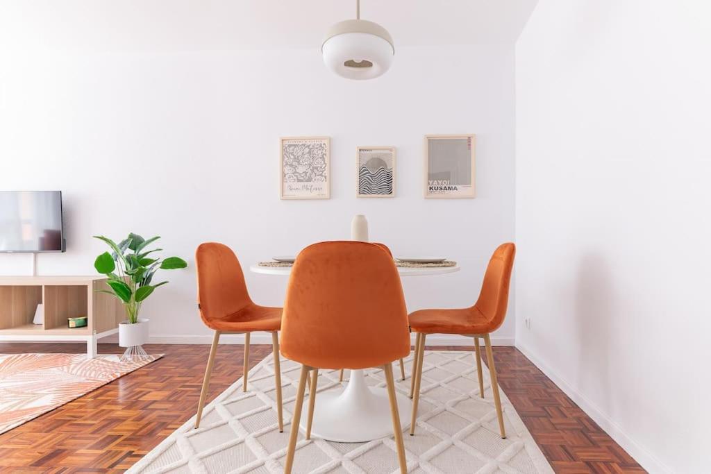 San Roman apartment with private parking