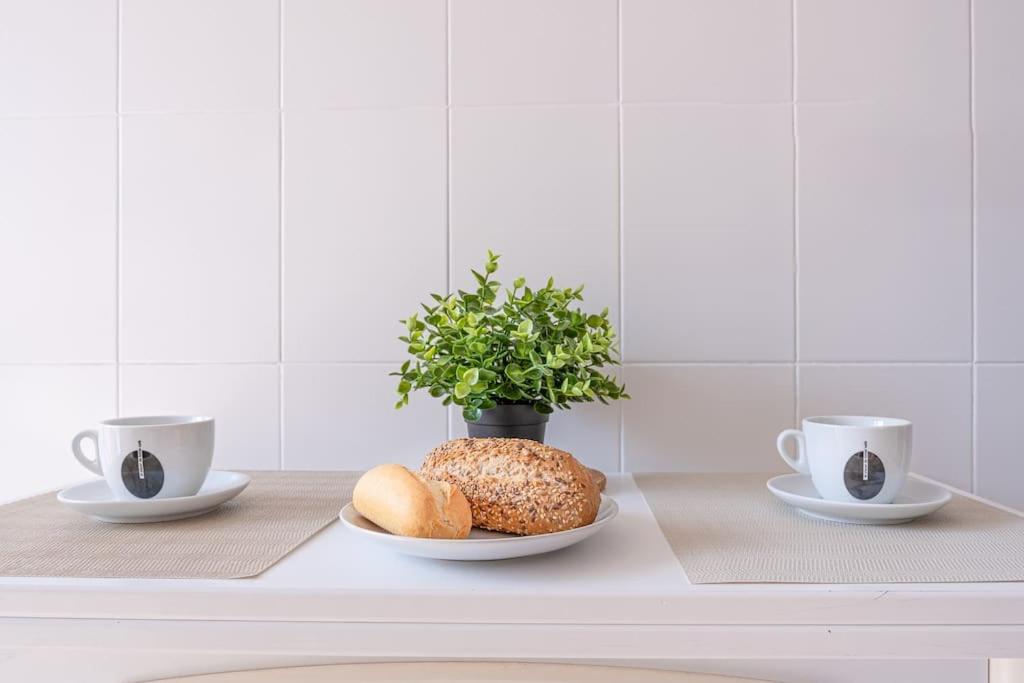 San Roman apartment with private parking