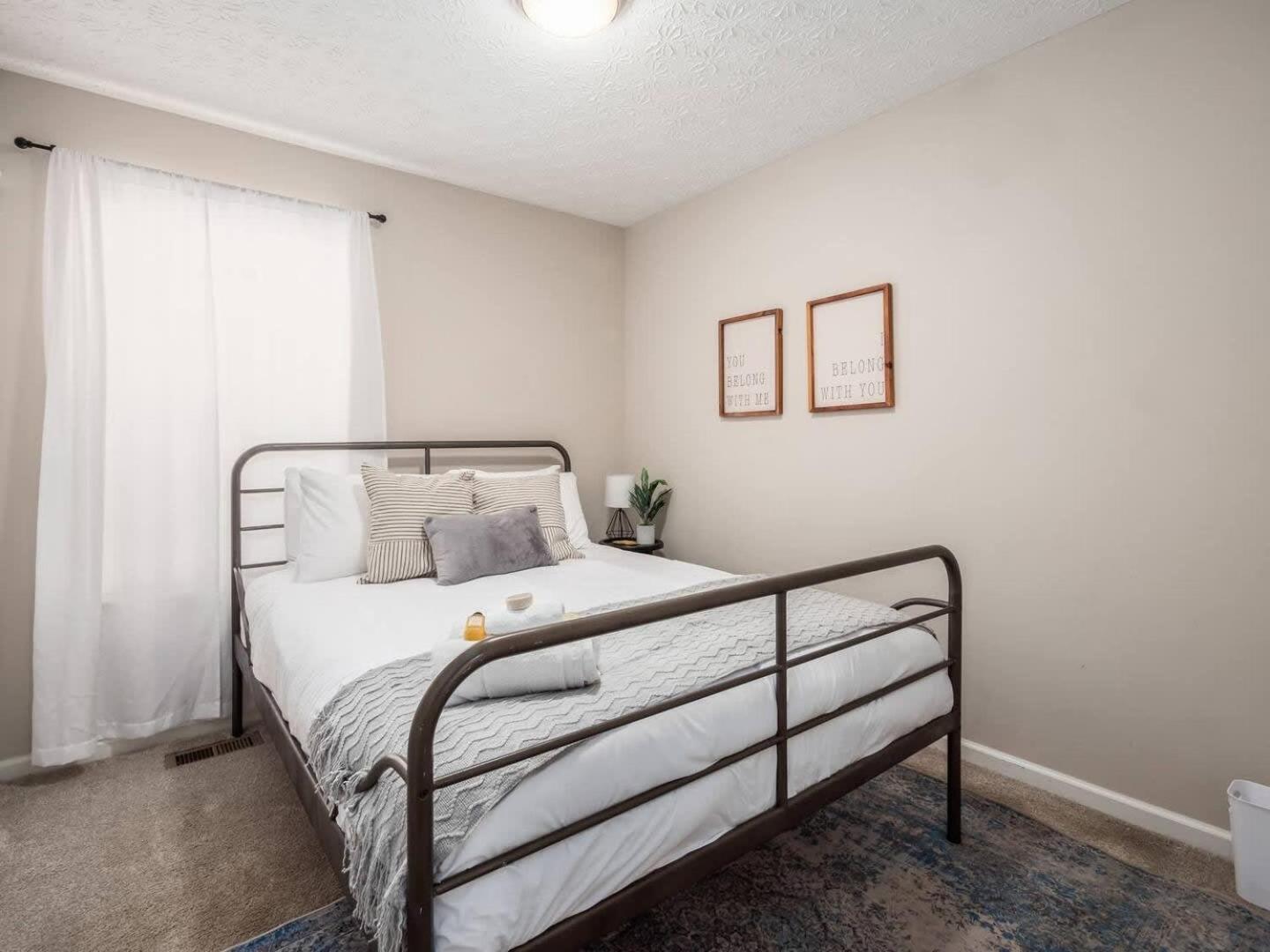 Urban Oasis w Hot Tub Near Downtown & Arena District, photo 56