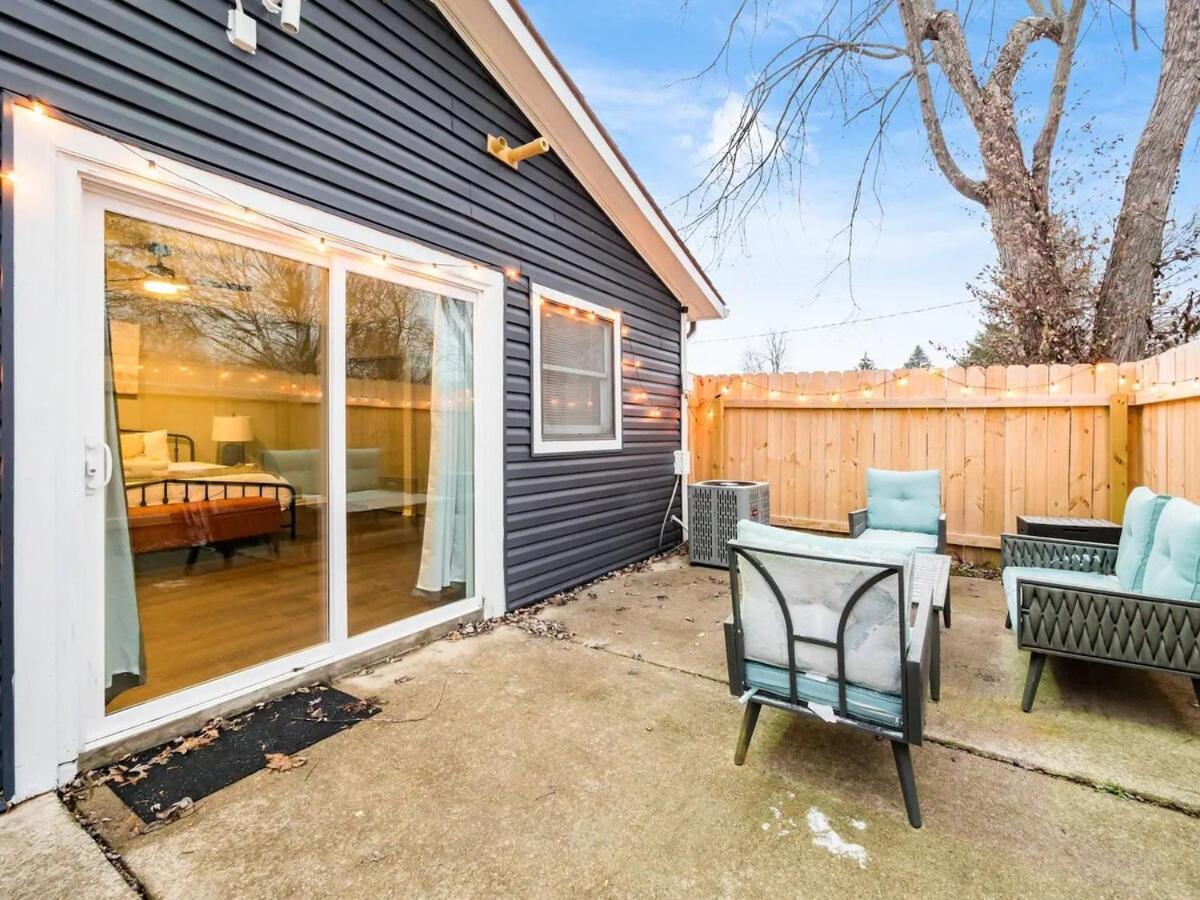 The Gahanna Cabana Hot Tub 5BR view 3
