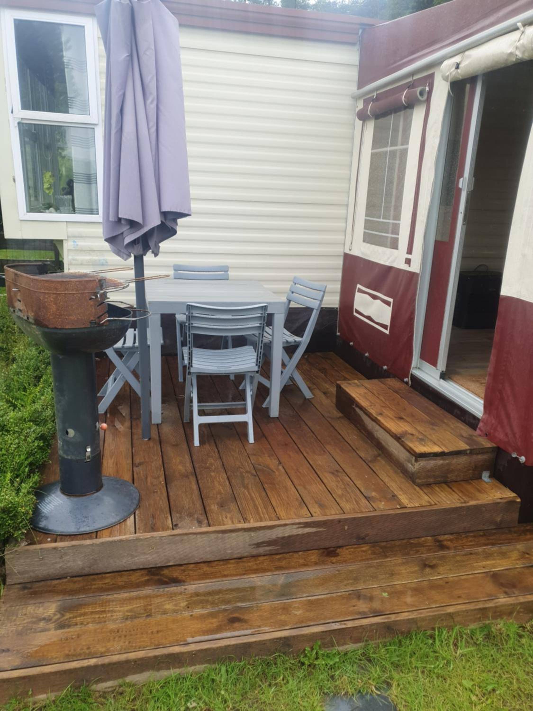 Bungalow 12mx3,60m avec grand jardin