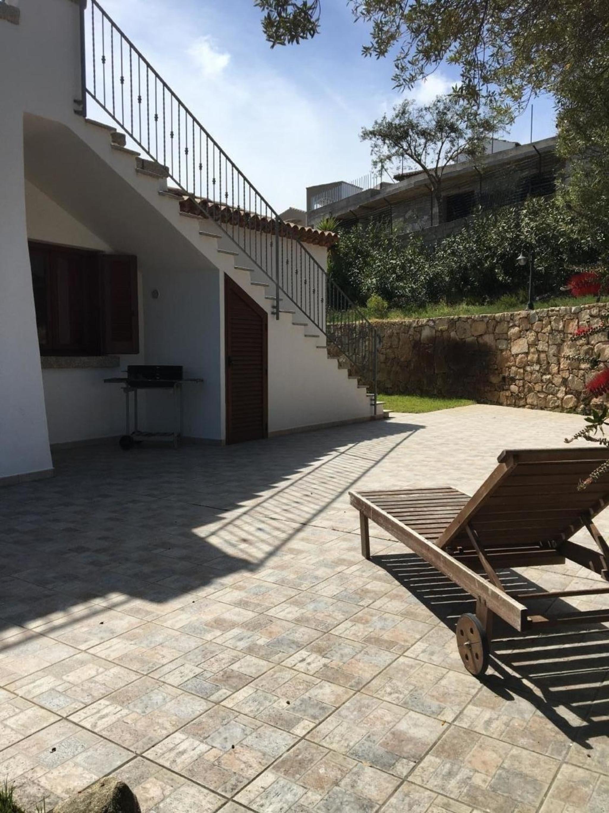 Ferienwohnung in Budoni mit Grill, gemeinschaftlichem Pool und Terrasse und Meerblick view 5