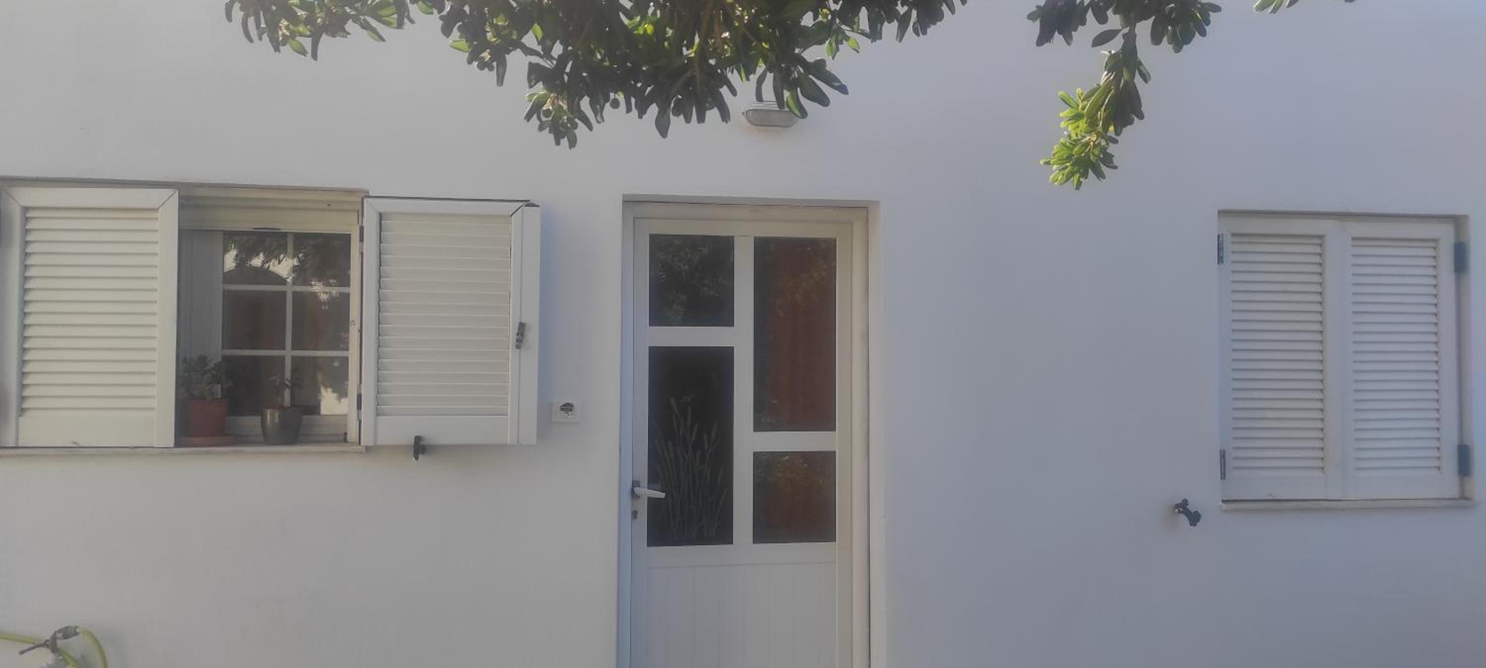 Sarakiniko House