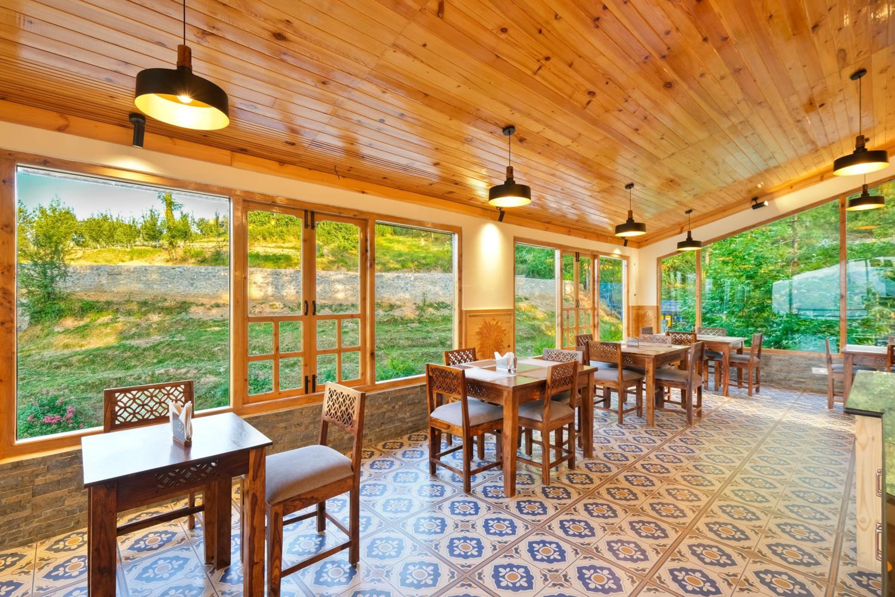 WoodVista Cottages