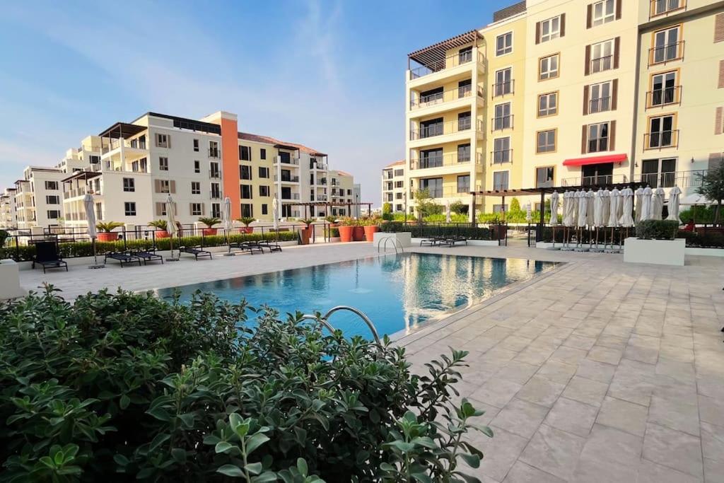 Full Seaview Comfortable Apt La Mer Dubai