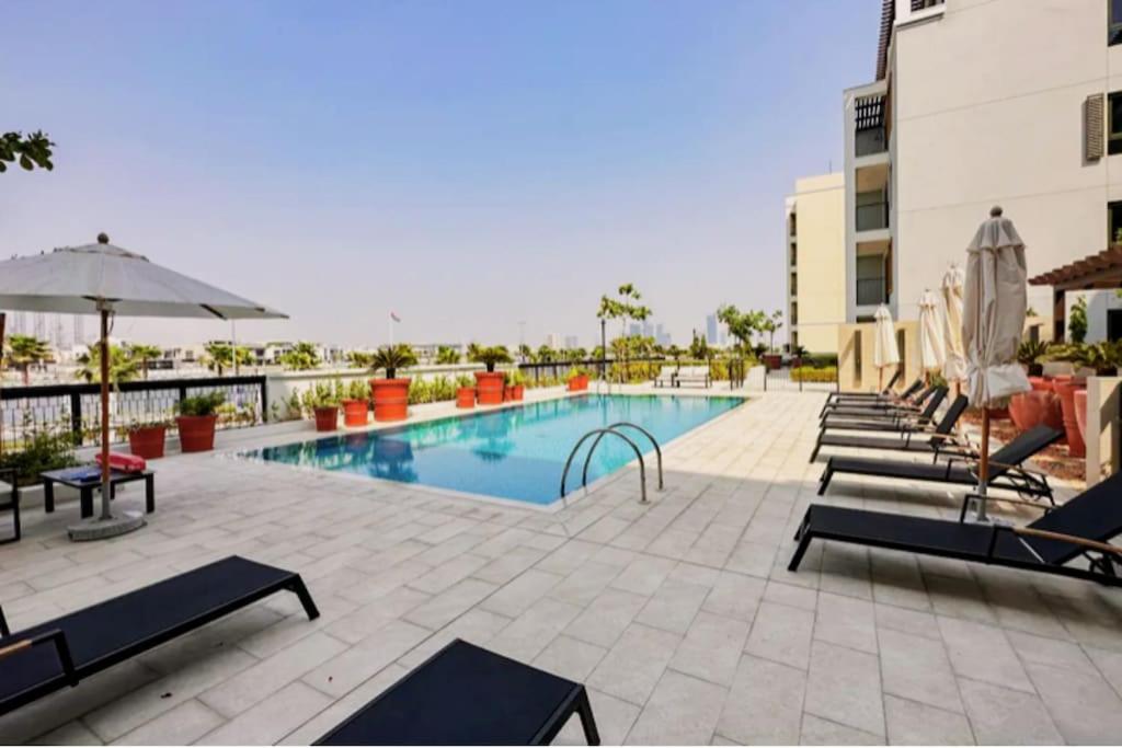 Full Seaview Comfortable Apt La Mer Dubai