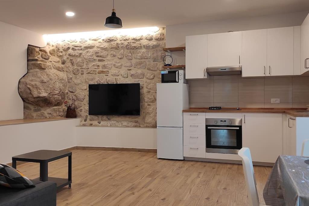 Bungevilia Apartment