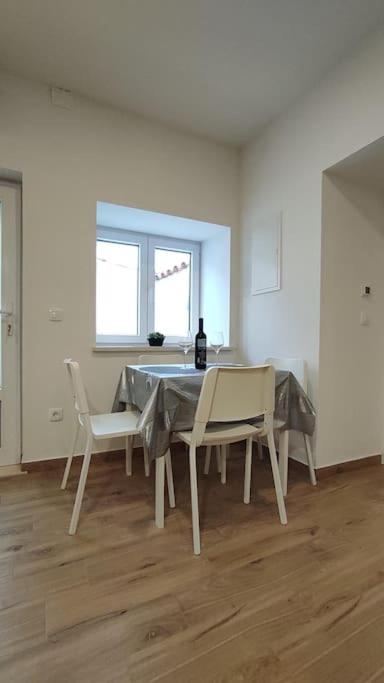 Bungevilia Apartment