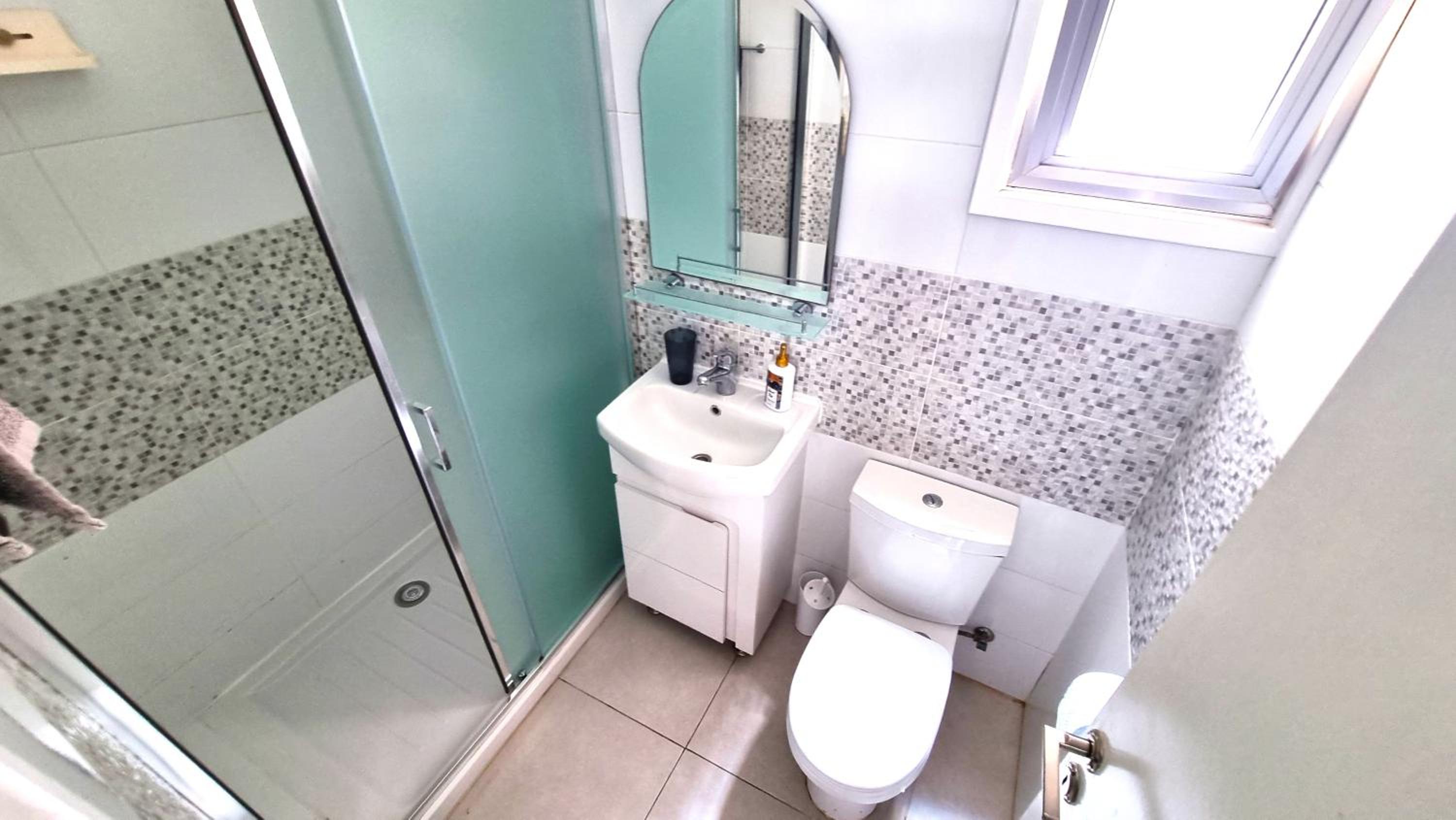 Stylish Studio - 2 Minutes from Kastella Beach