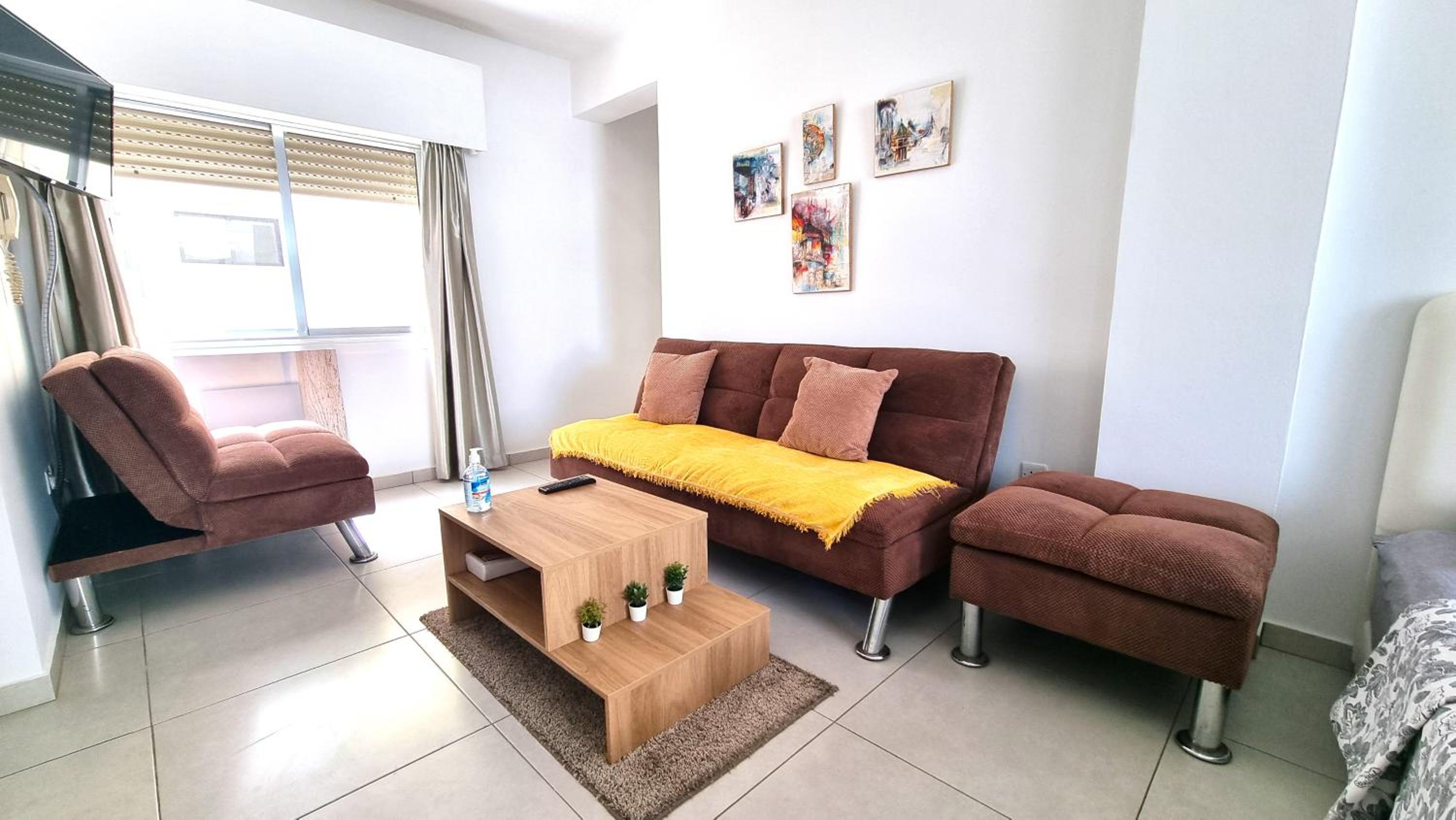 Stylish Studio - 2 Minutes from Kastella Beach