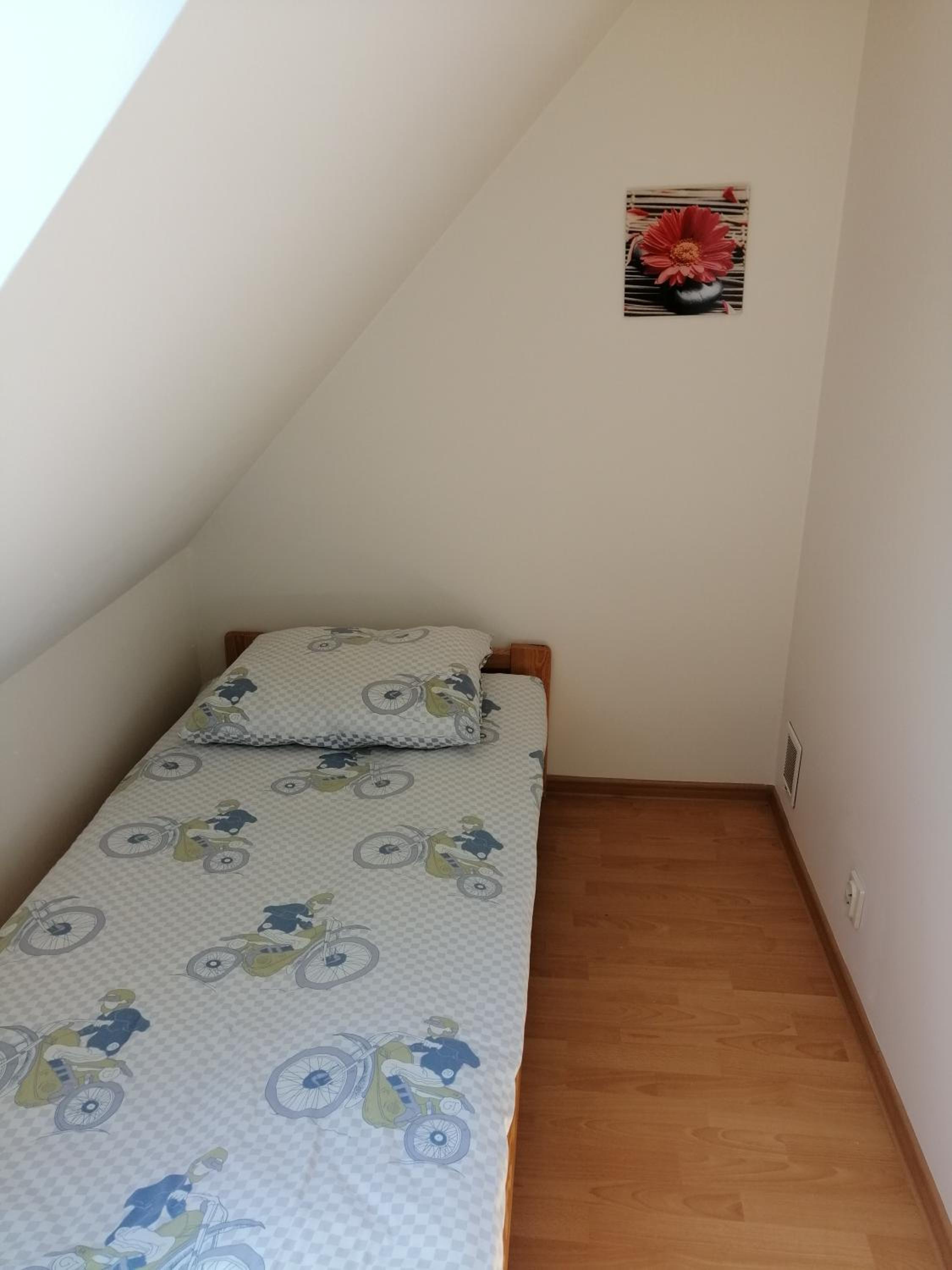 Photo 56