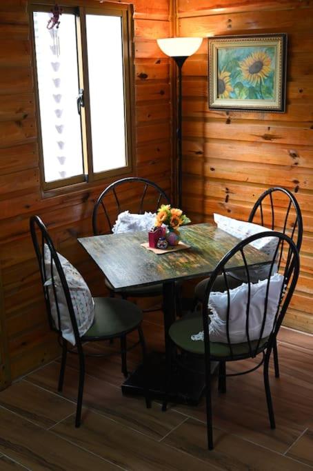 Cozy and Magic Cabin-Rinconcito Mágico