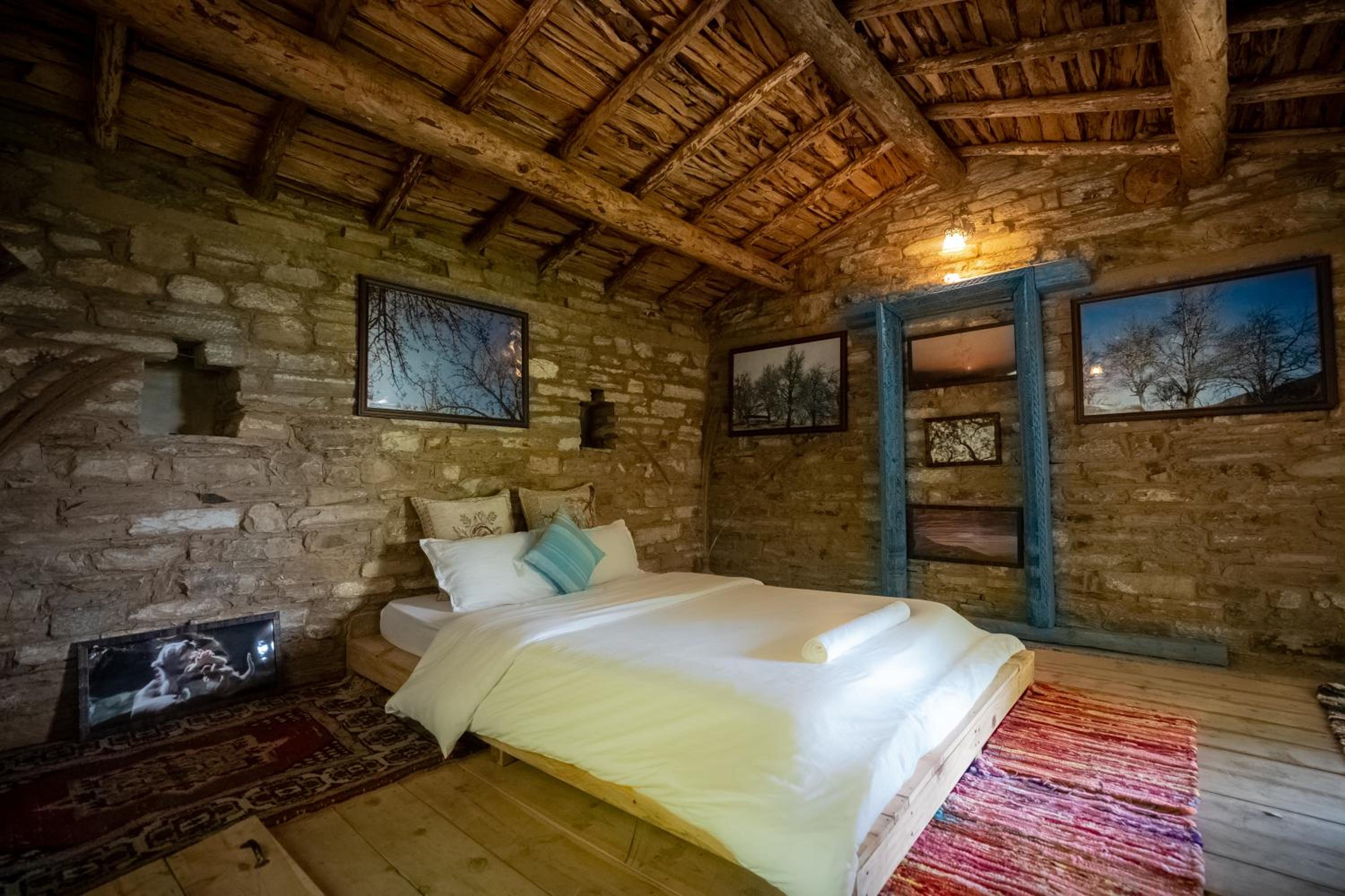 The Kumaon Retreat Nainital view 5