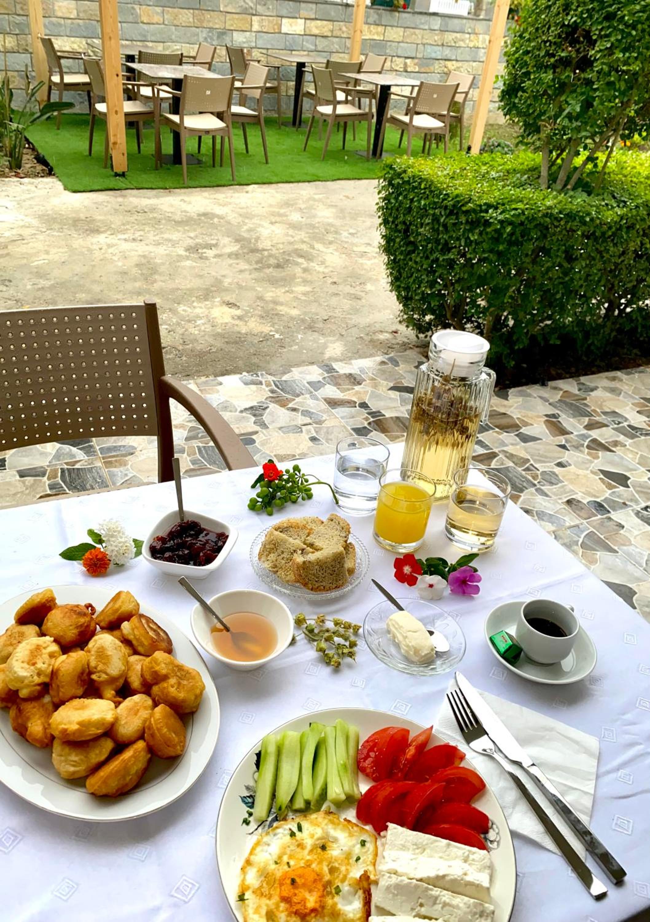 Villa Qeli