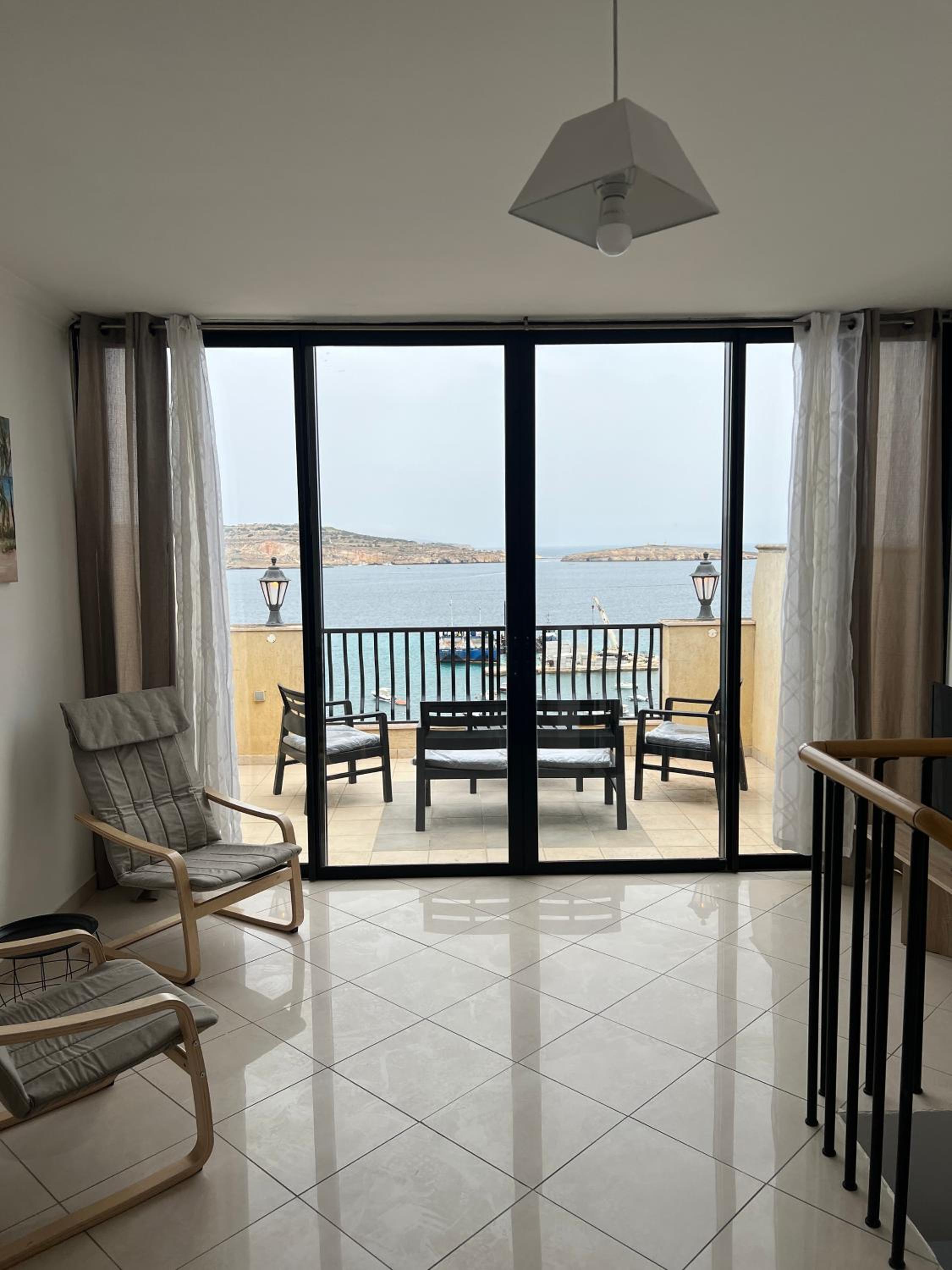 Sea View Penthouse photo 5