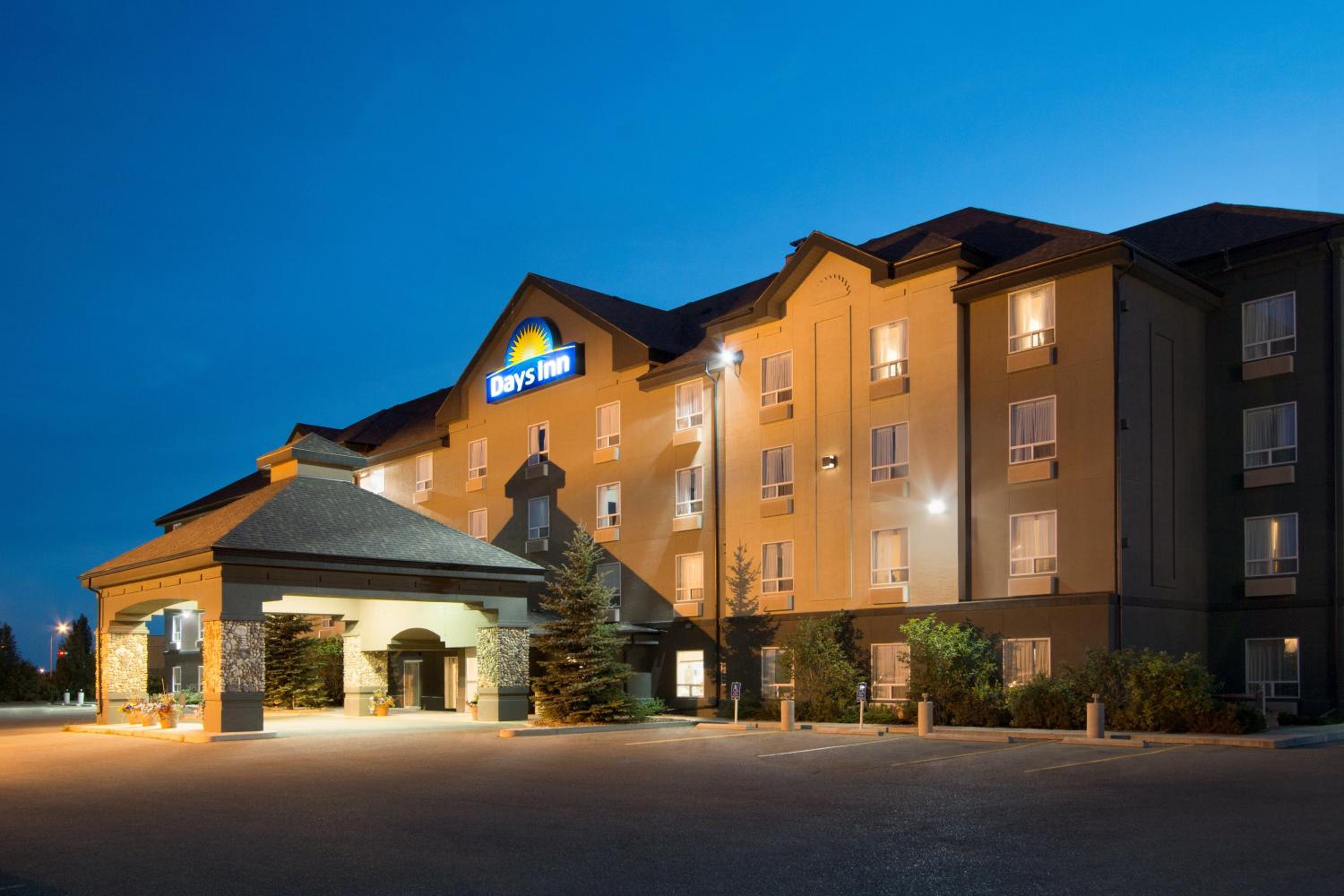 Medicine Hat Vacations - Days Inn by Wyndham Medicine Hat - Property Image 8