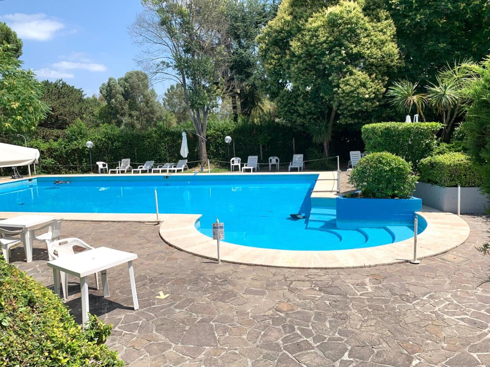 Aurelia House Garden
