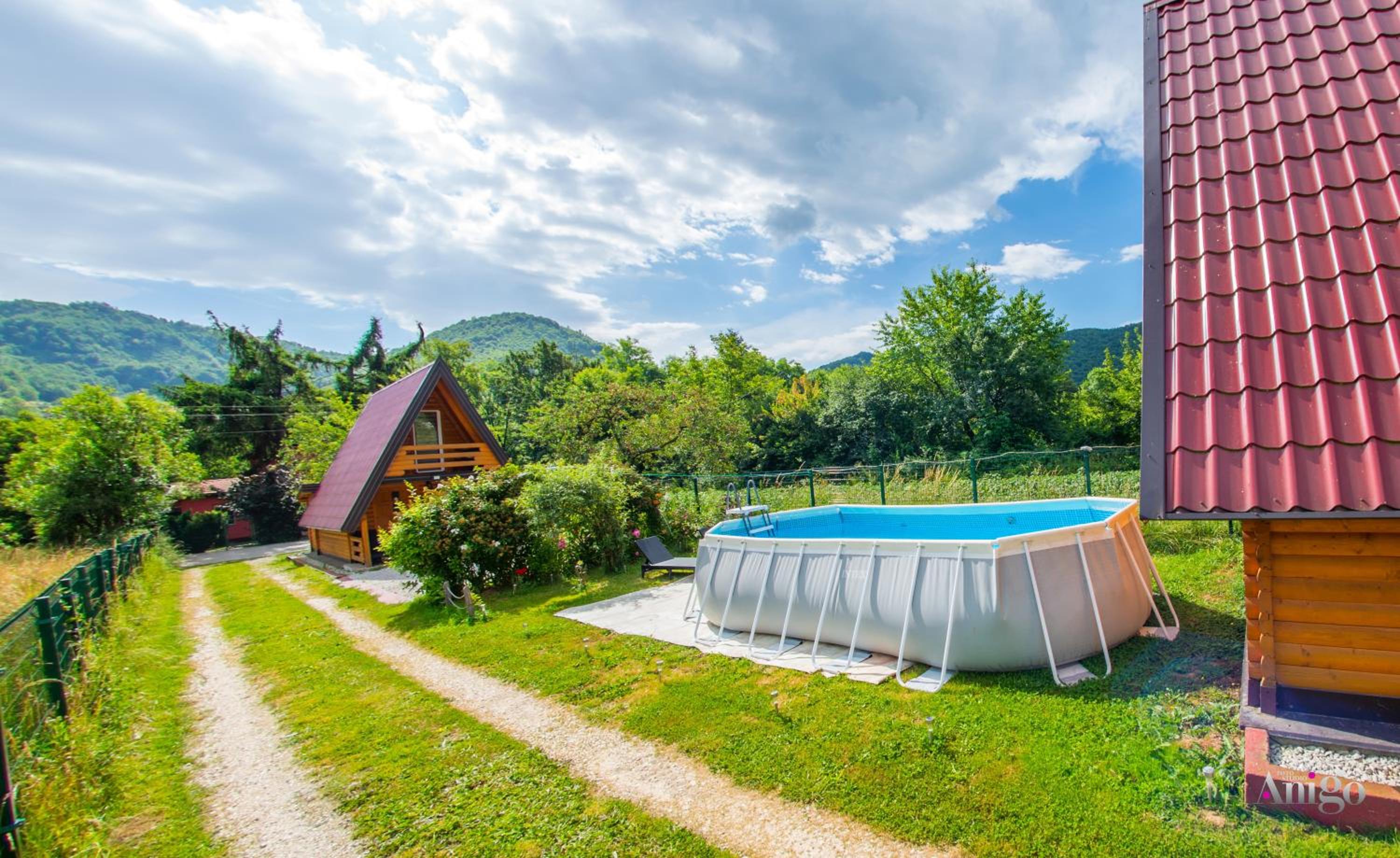 Pyramid Energy House