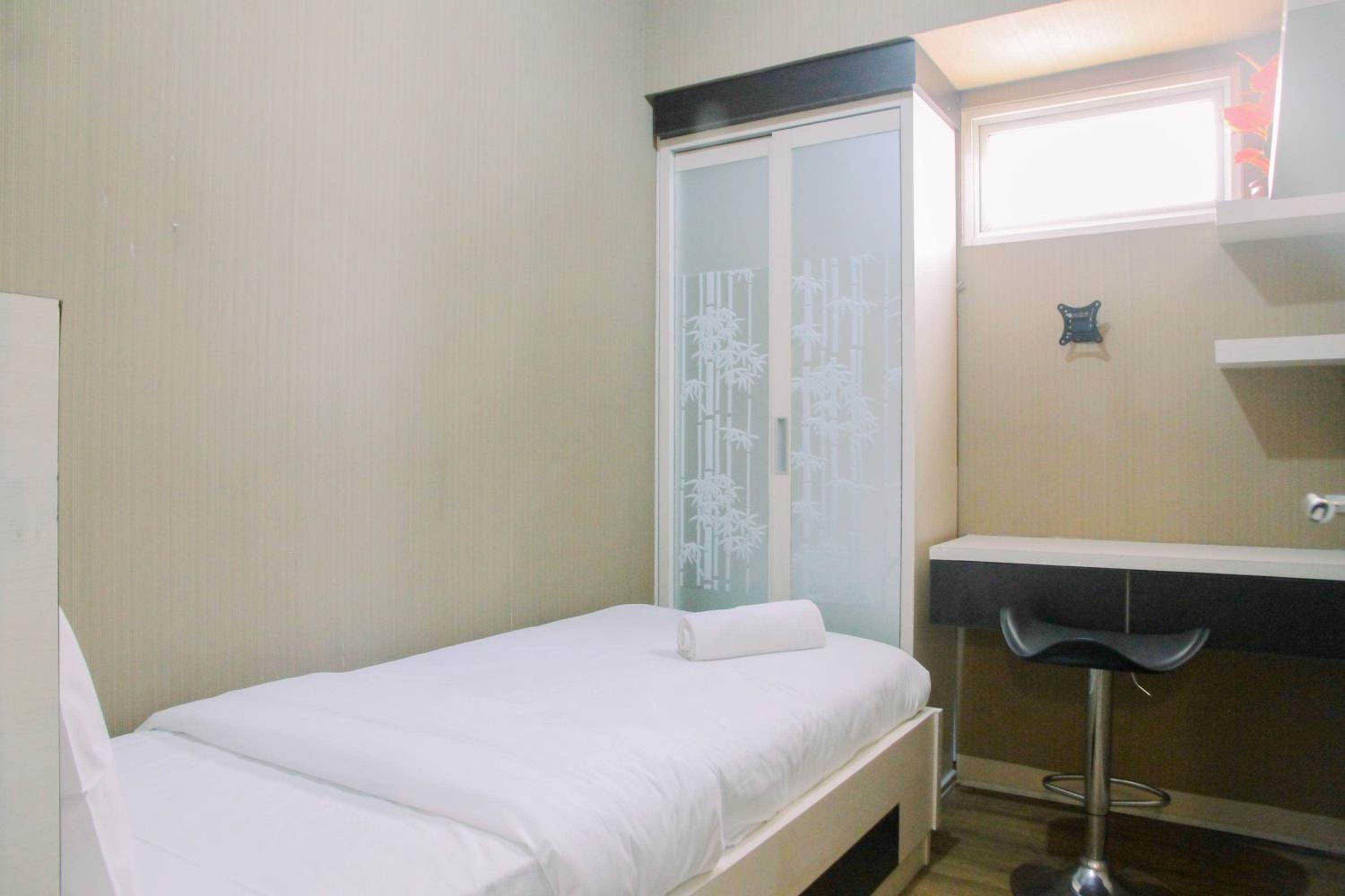 Modern Furnished 3BR at Springlake Summarecon Bekasi Apartment By Travelio