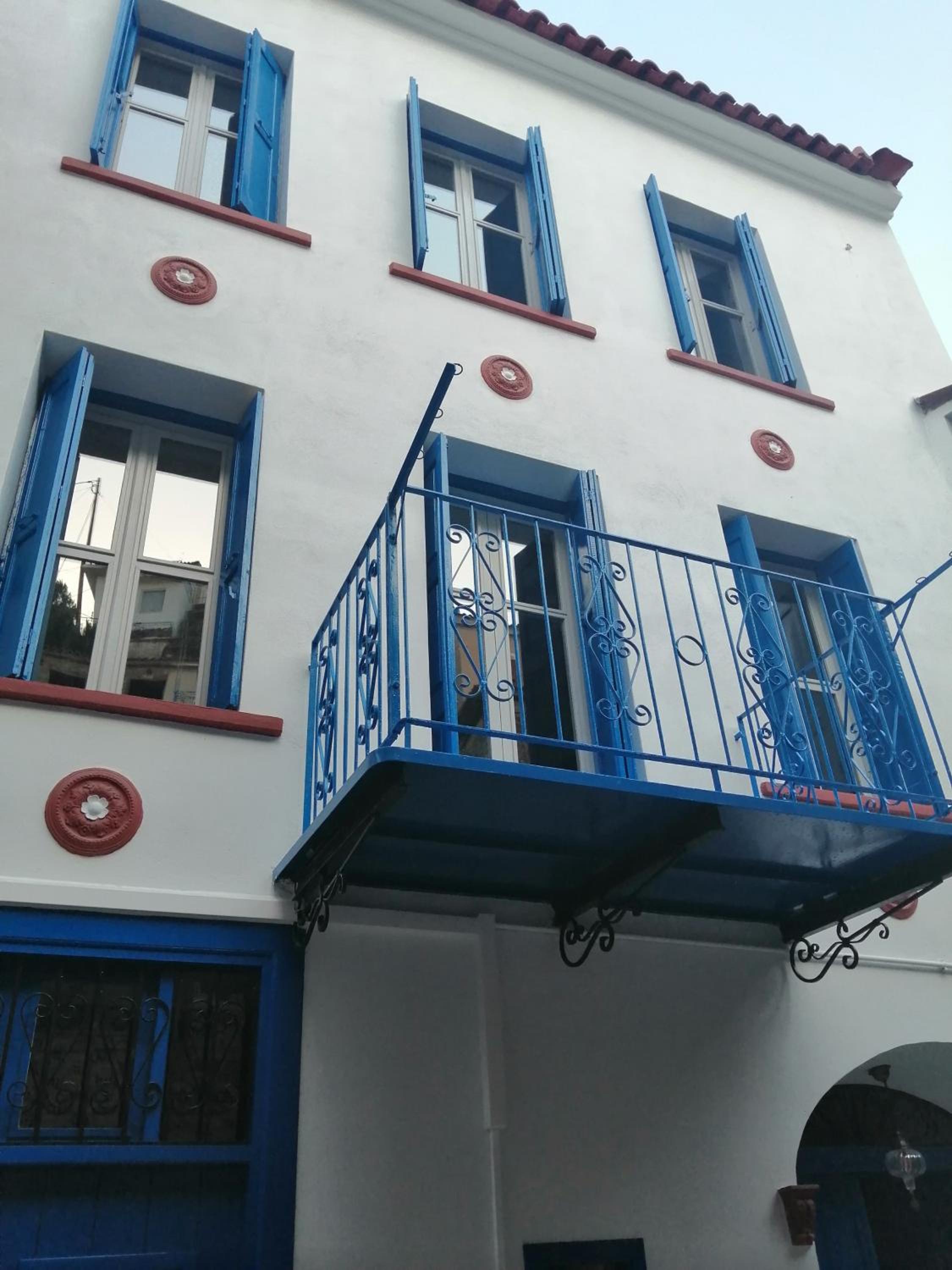 Photo 33